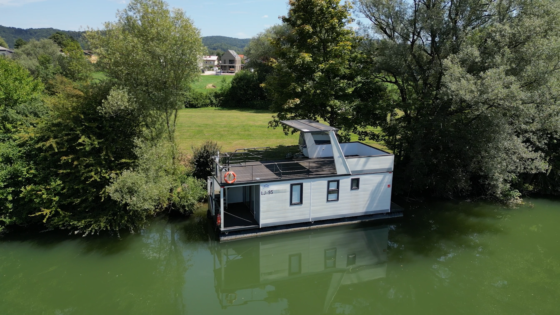 Plavajoče hiške na Ljubljanici