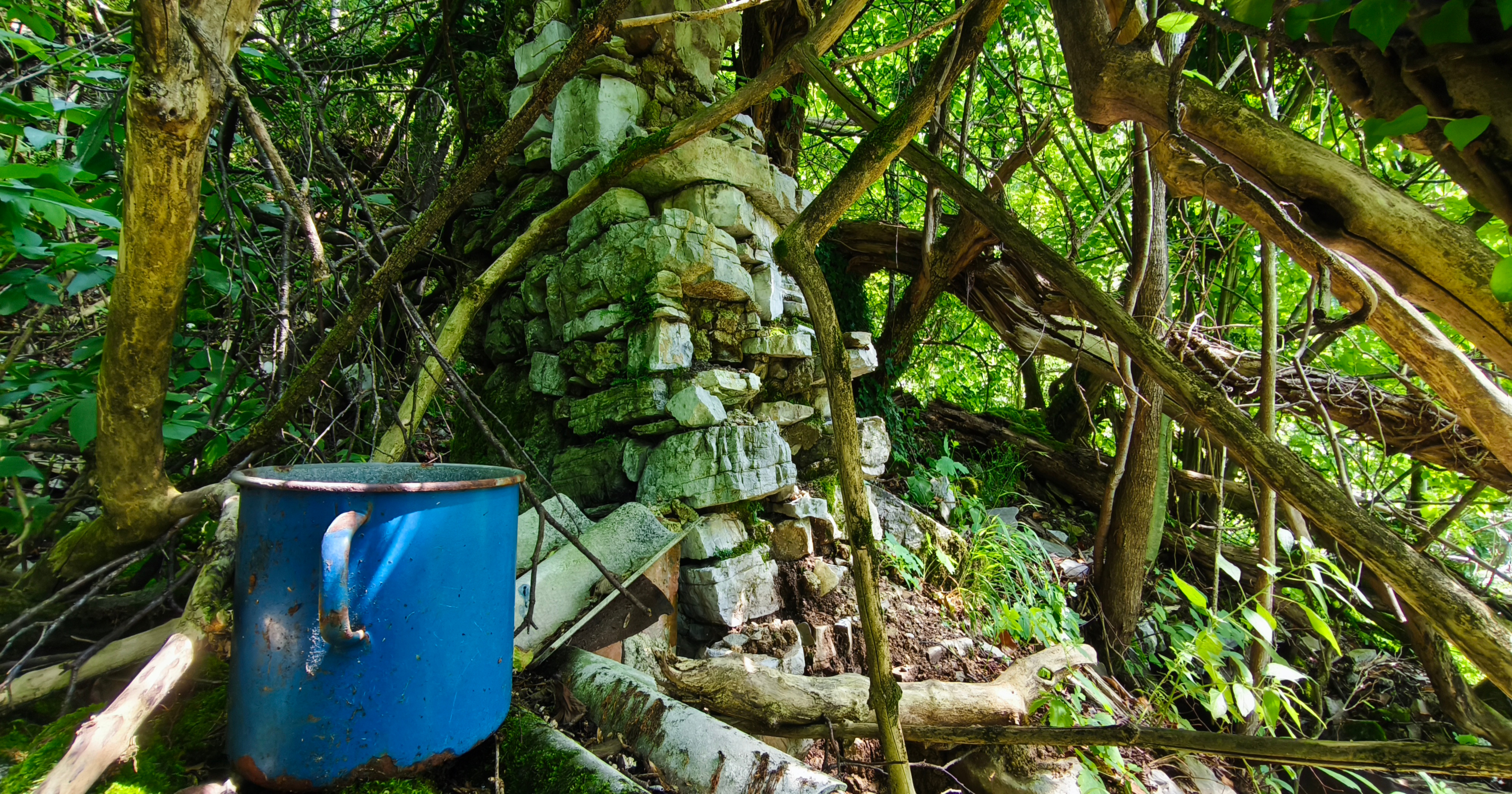 Zapuščena vas Lisec