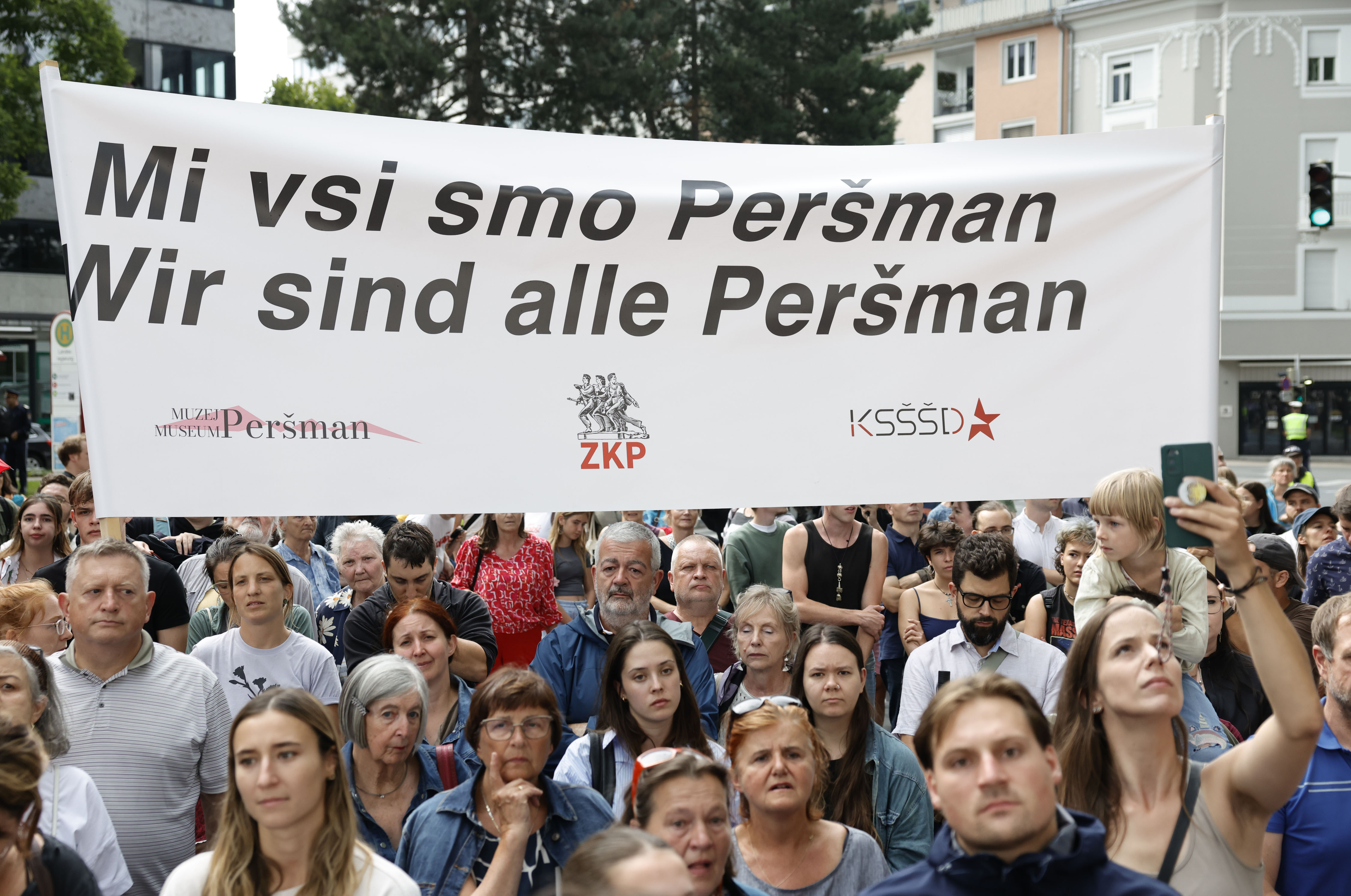 Protest v Celovcu po nedavni raciji na antifačističnem taboru