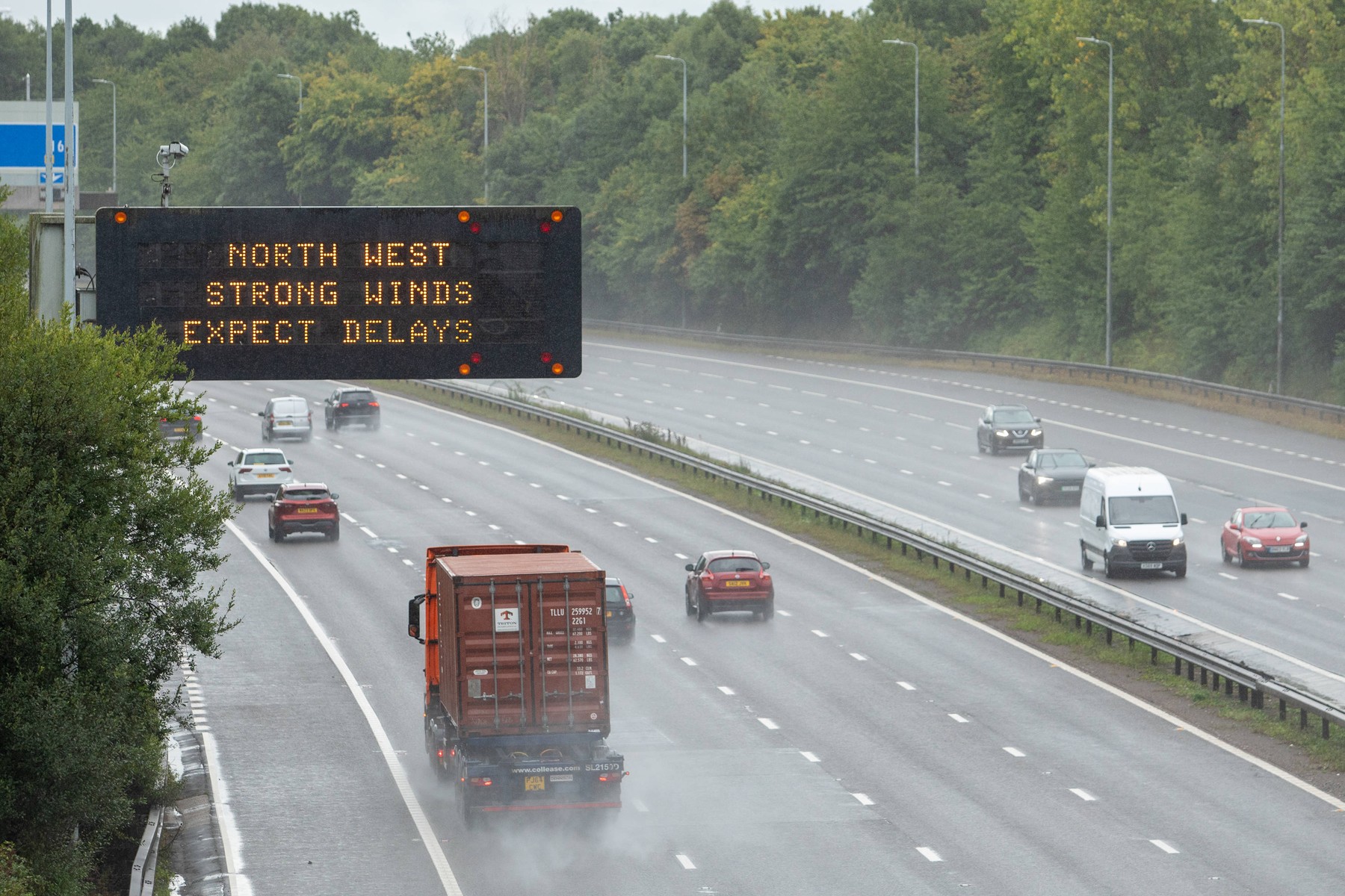 neurje Floris Velika Britanija