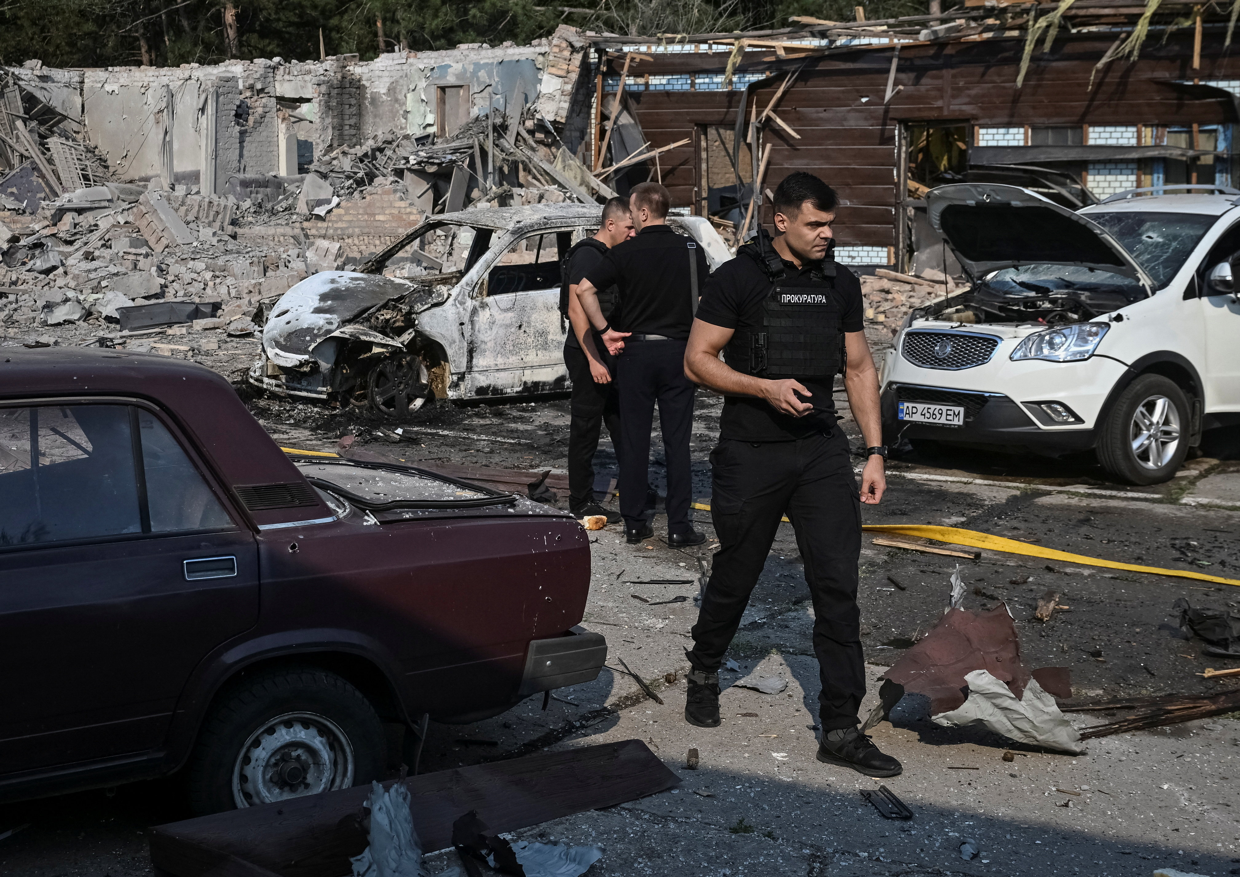 V ruskem napadu na ukrajinsko regijo Zaporožje sta bili ubiti dve osebi