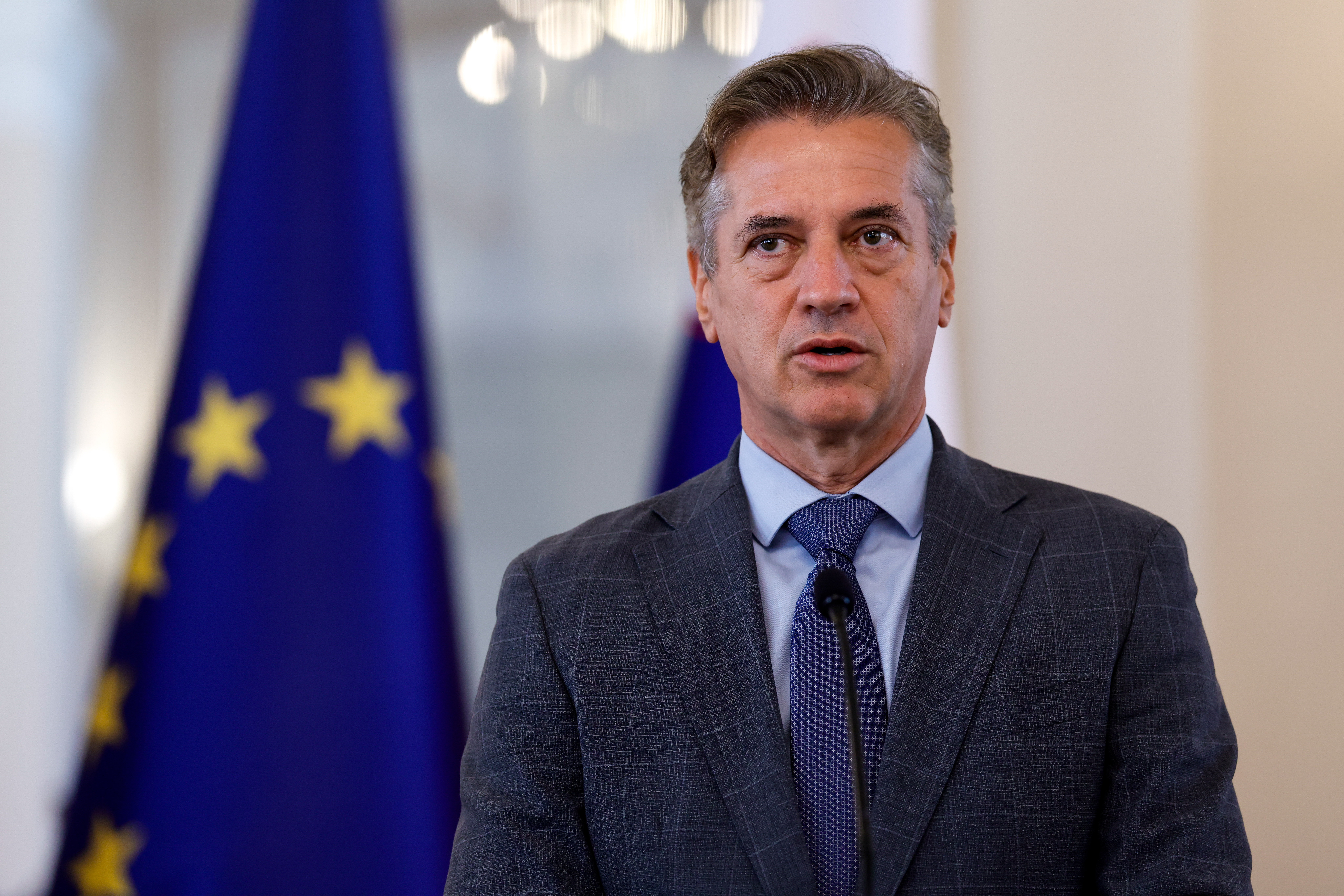 Slovenija,Ljubljana, 21.07.2025, 21.Julij 2025 Predsednik vlade Robert Golob je sprejel evropsko komisarko za širitev Marto Kos,politika,portret,Foto:Borut Živulović/F.A.Bobo