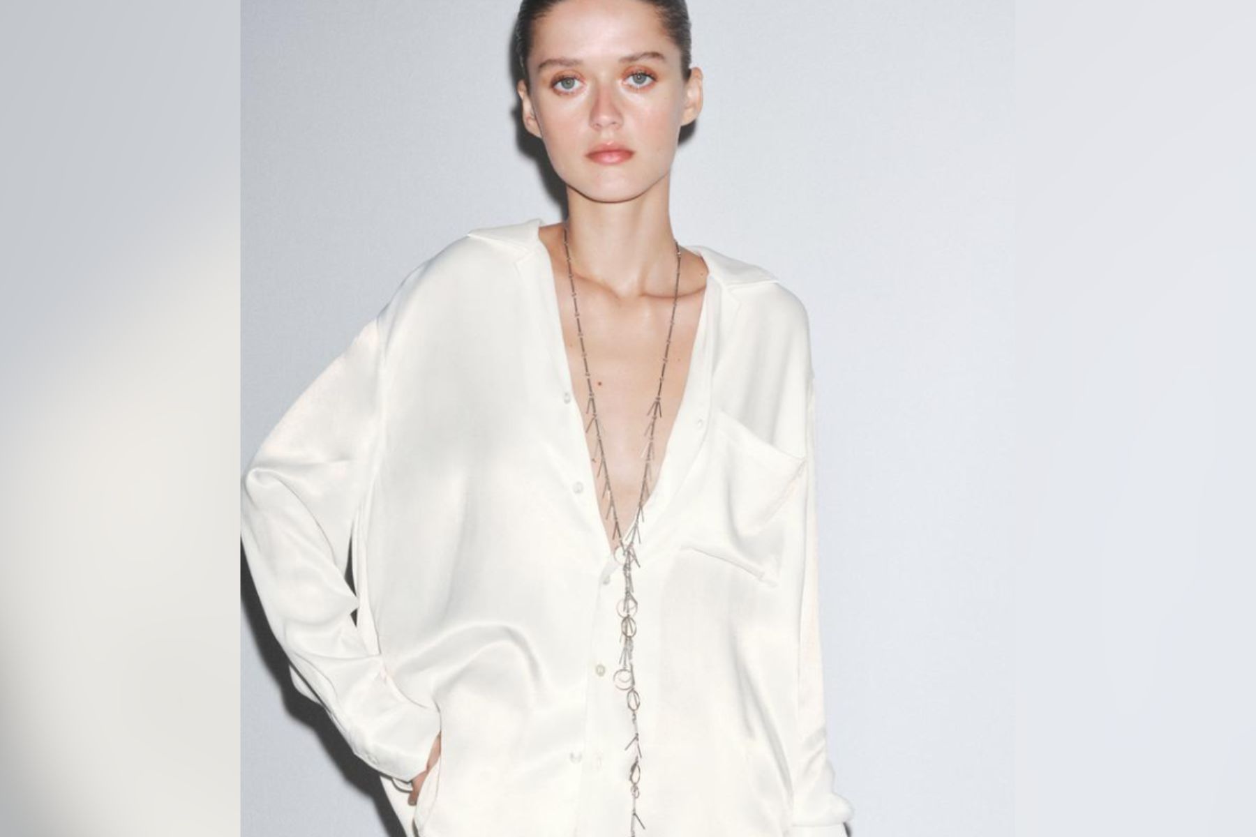 Britanska agencija za oglaševalske standarde je španski verigi trgovin Zara prepovedala dva oglasa s fotografijama dveh zelo suhih manekenk.