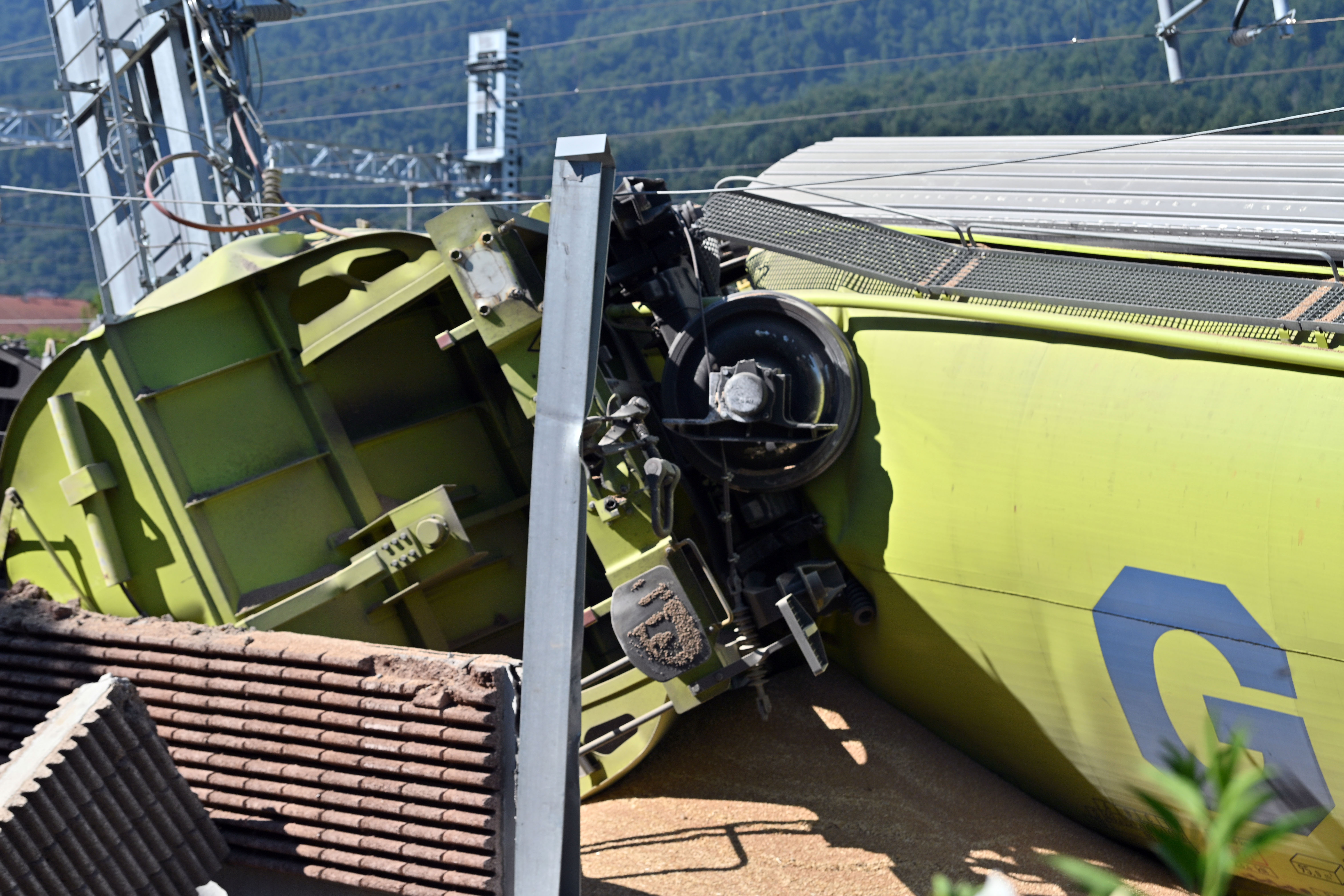 Iztirjenje vlaka v Borovnici