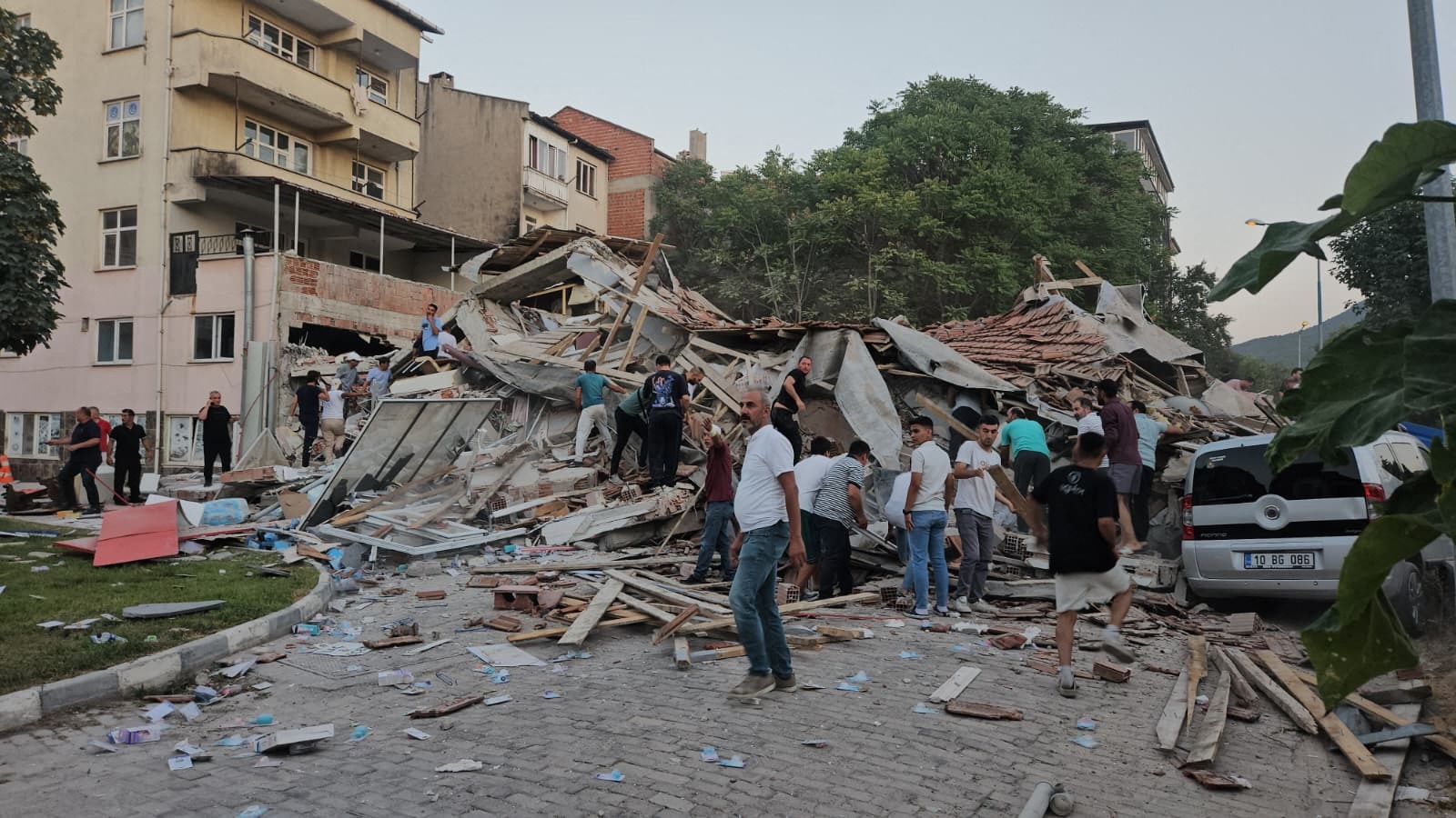 Zahod Turčije stresel močan potres