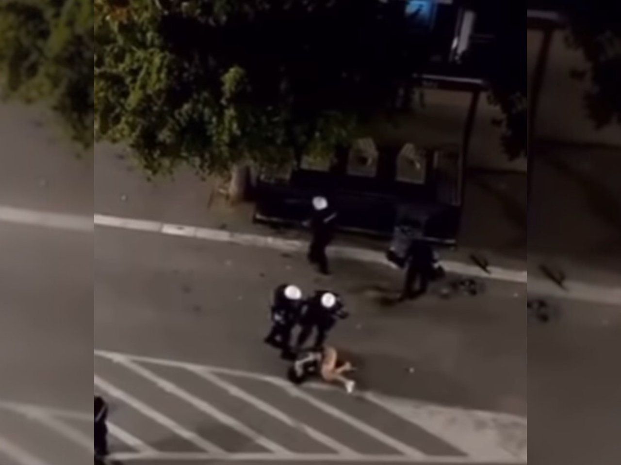 Srbska policija pretepla protestnika v Valjevu