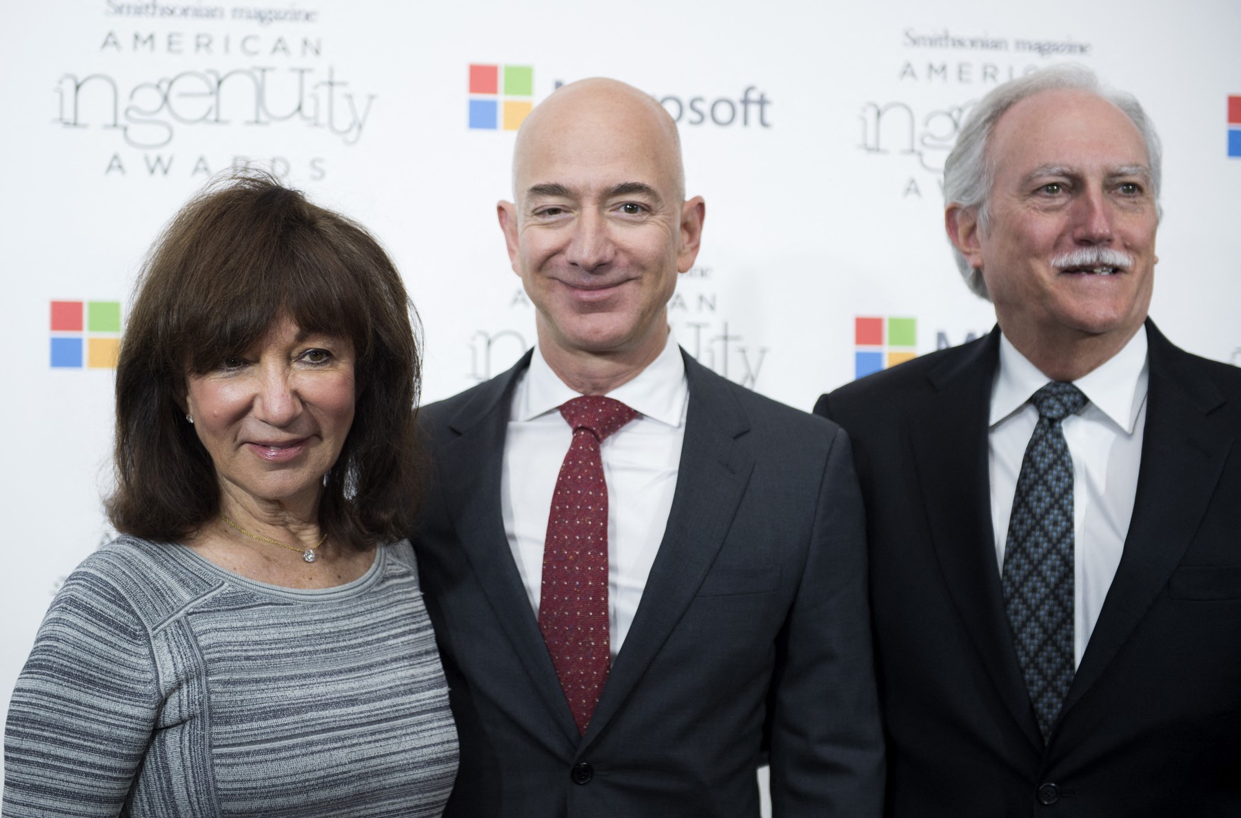 Jackie Bezos in Jeff Bezos