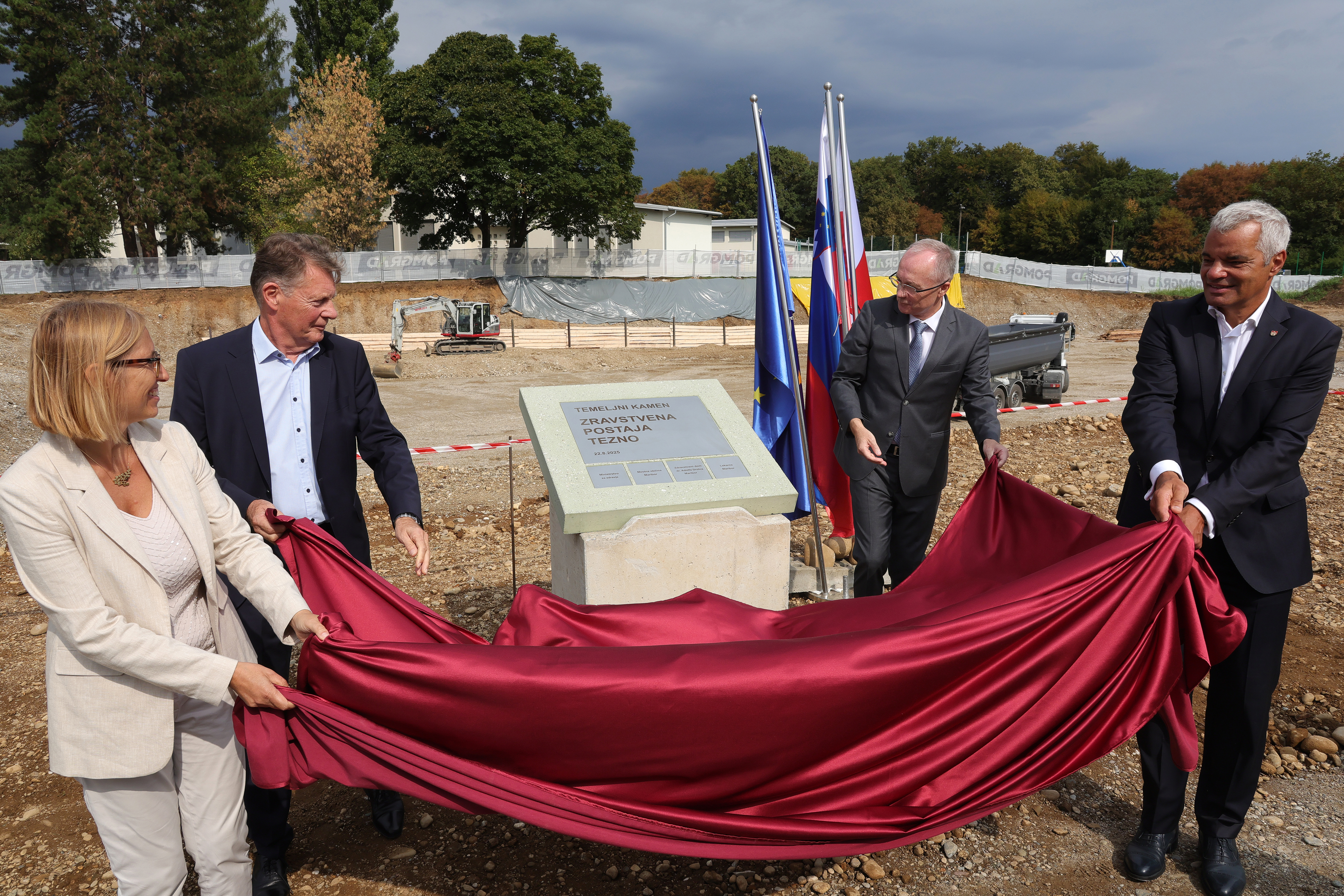 Postavljen temeljni kamen za novo Zdravstveno postajo Tezno