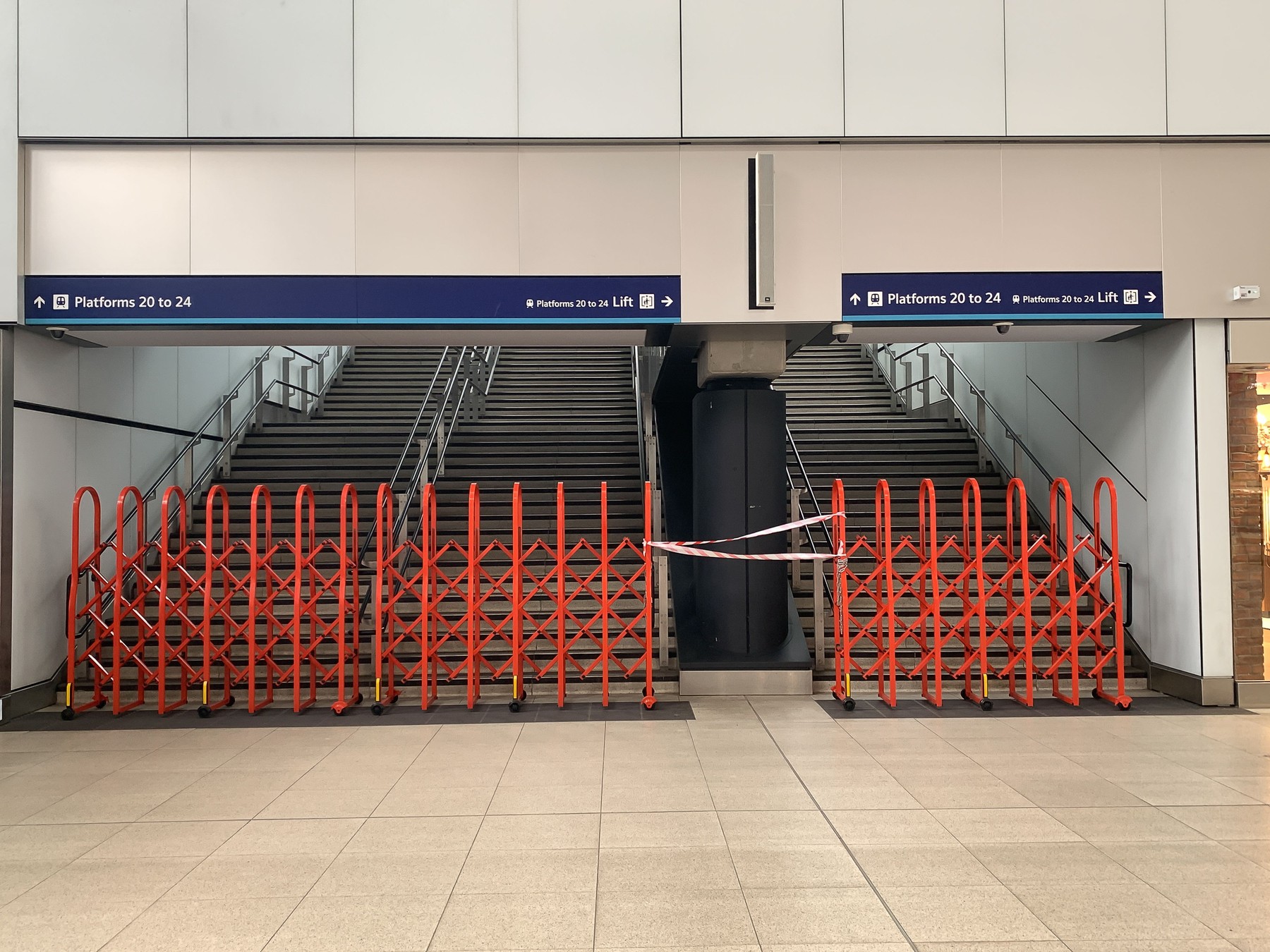 stavka železničarjev v Londonu