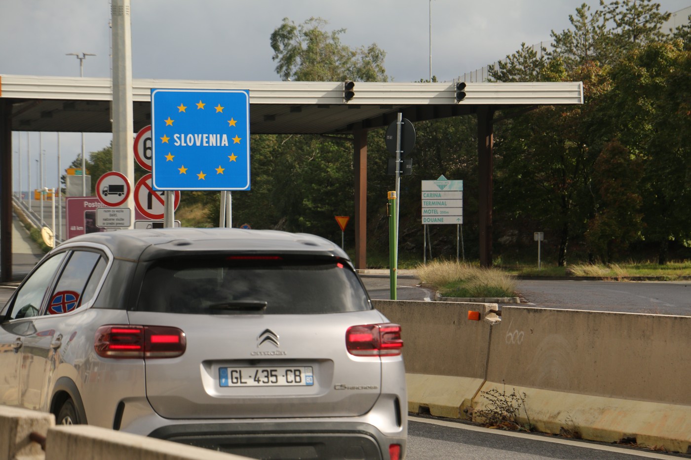 Mejni nadzor na prehodu Fernetiči