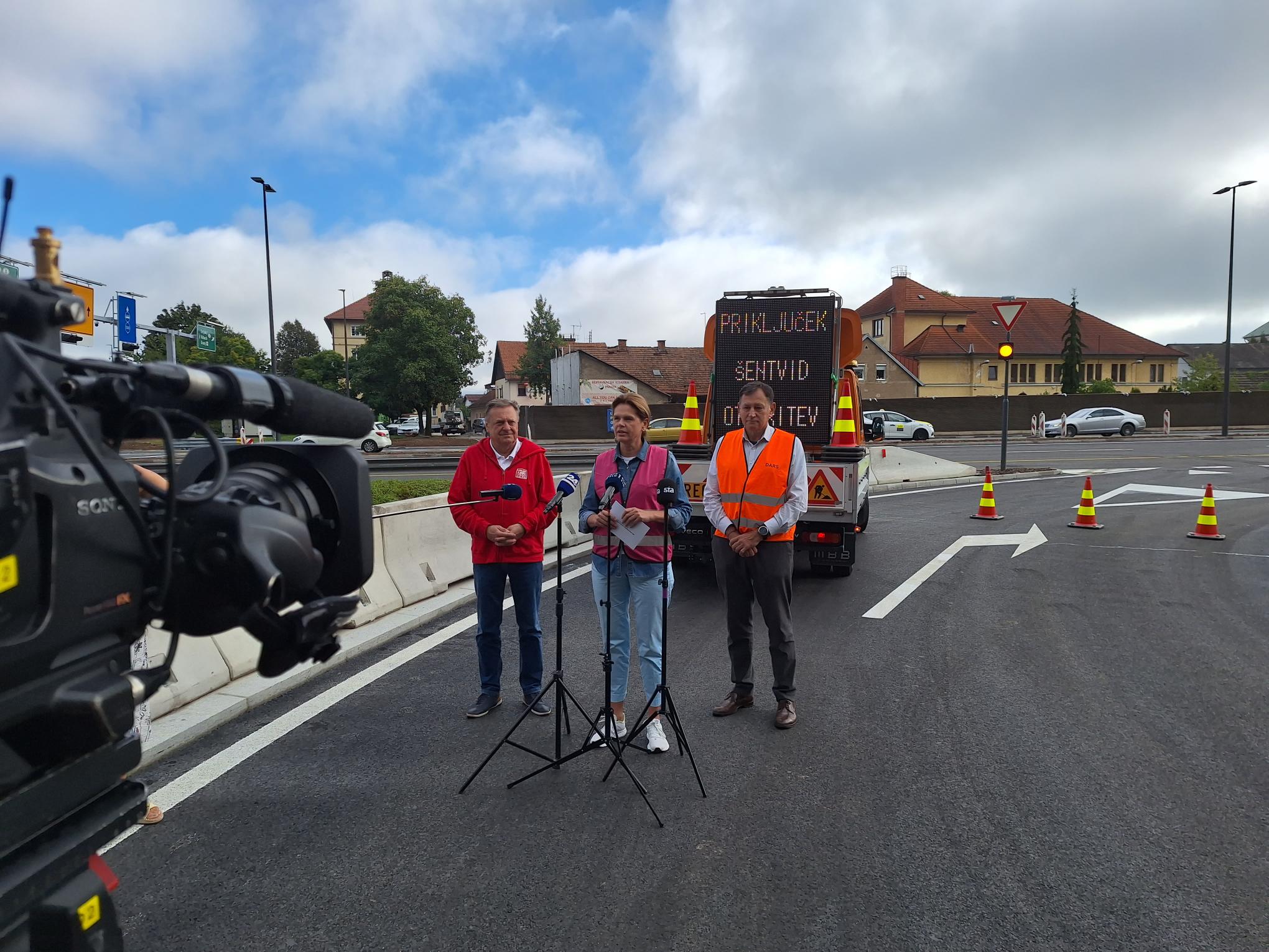 Odprli predor Šentvid