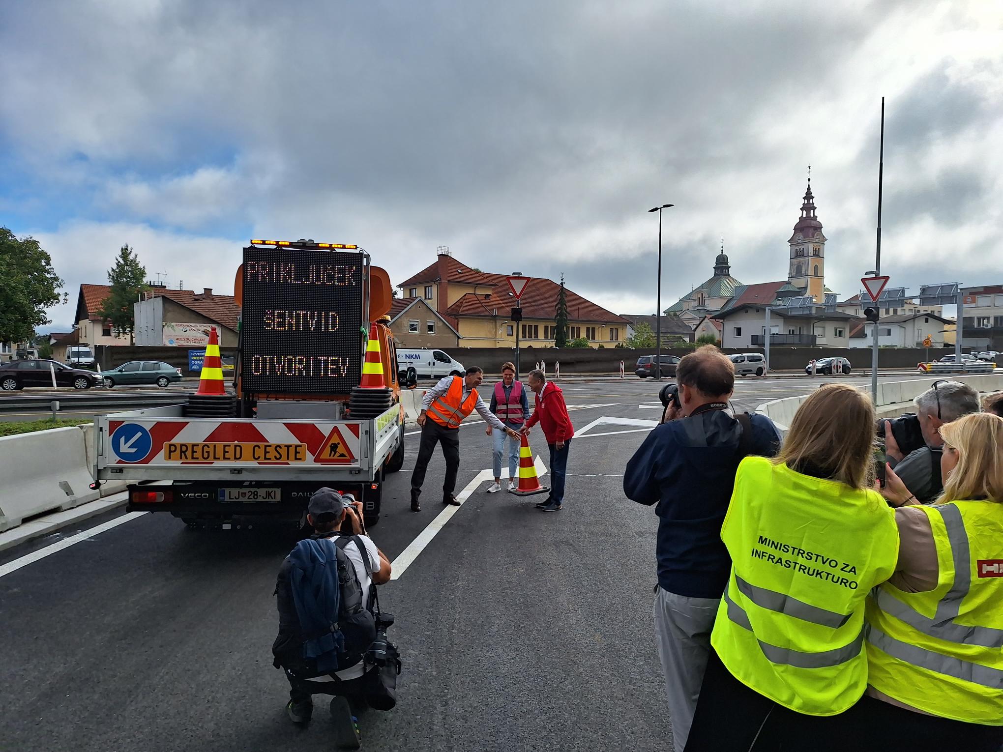 Odprli predor Šentvid