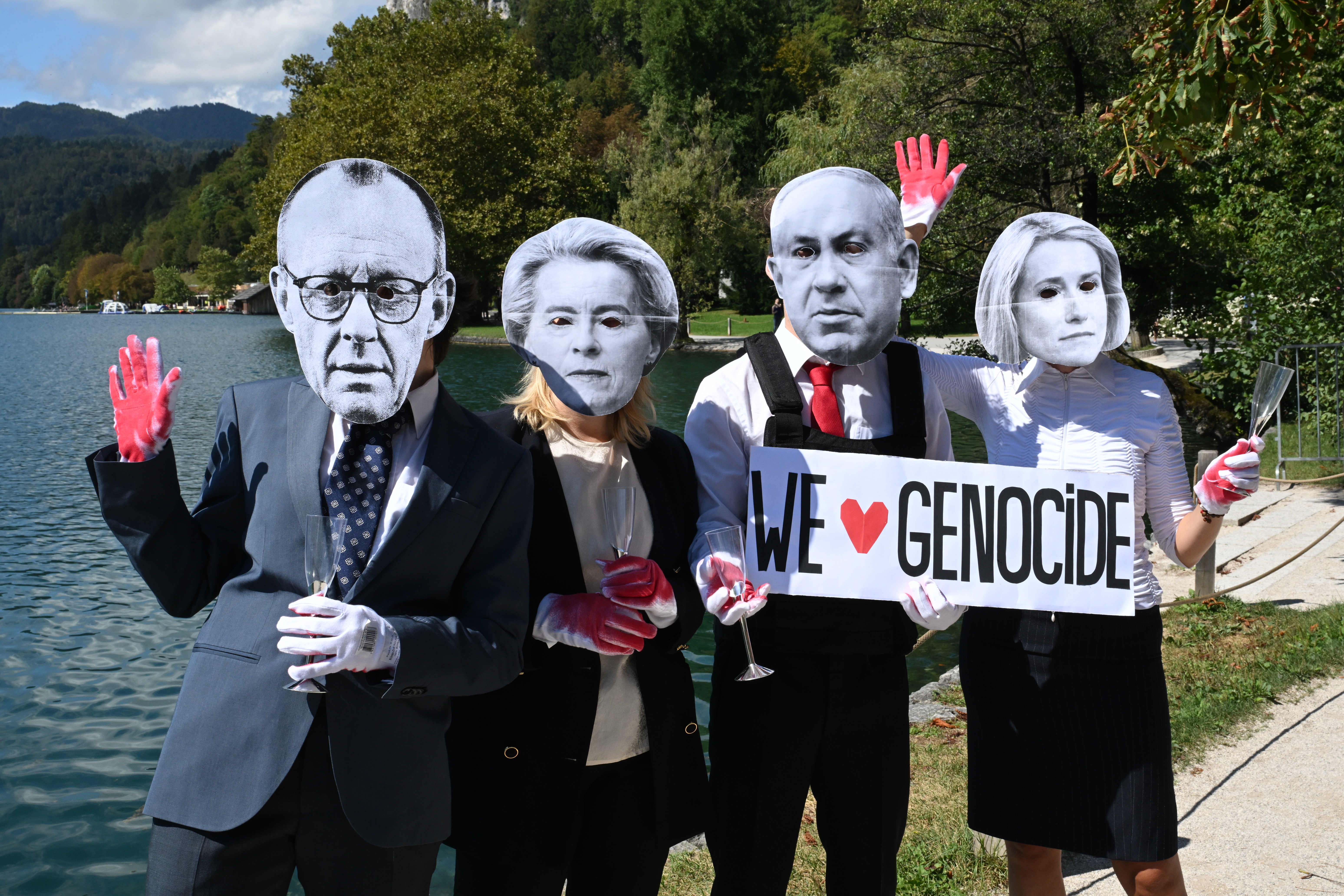 Propalestinski protest na Bledu ob robu BSF