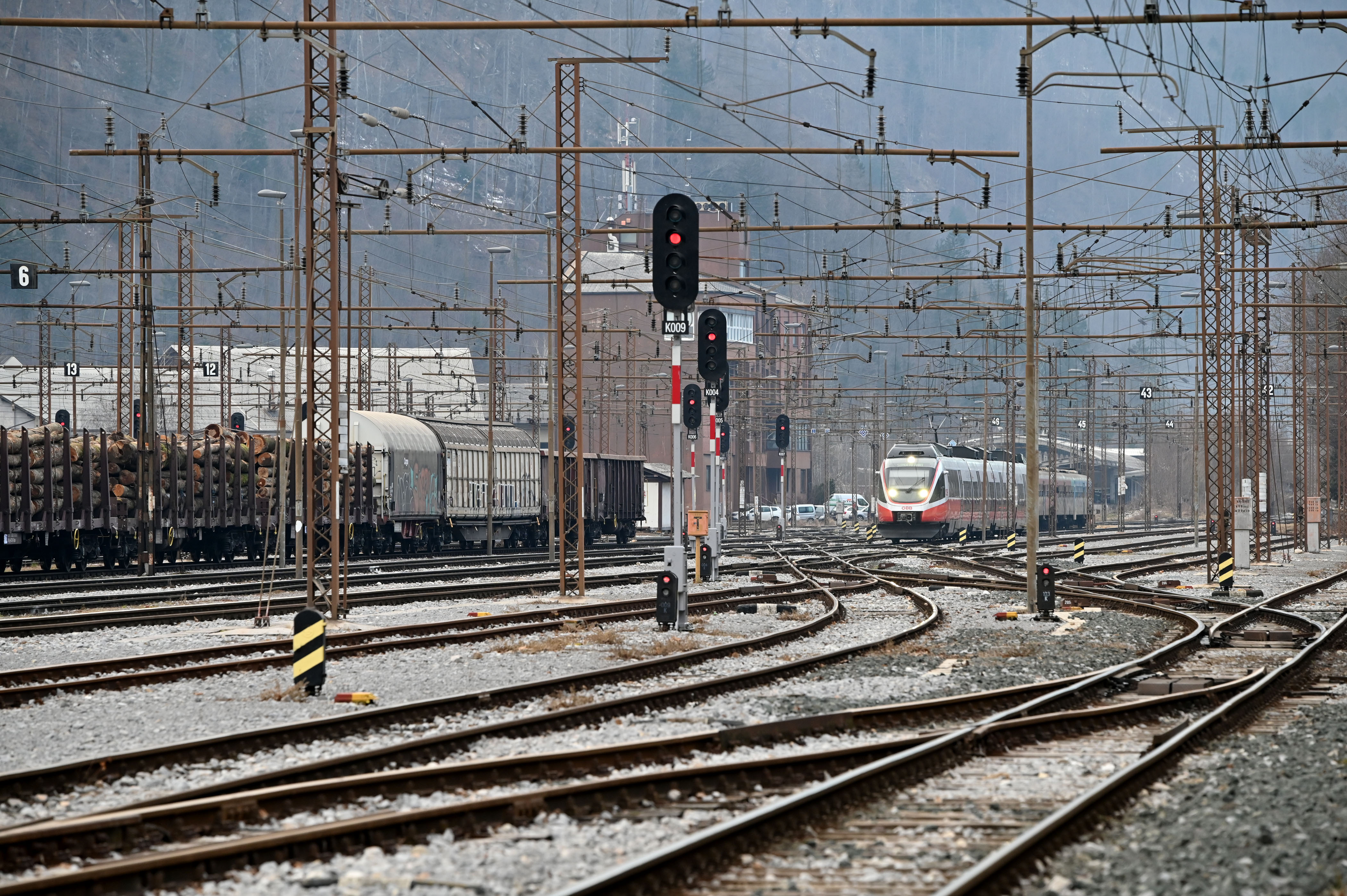 Železniška postaja Jesenice