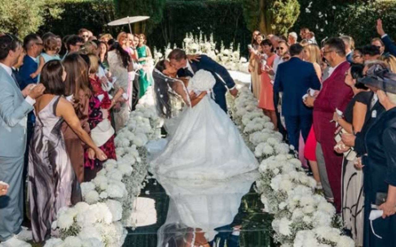 Poroka Robert Golob in Tina Gaber