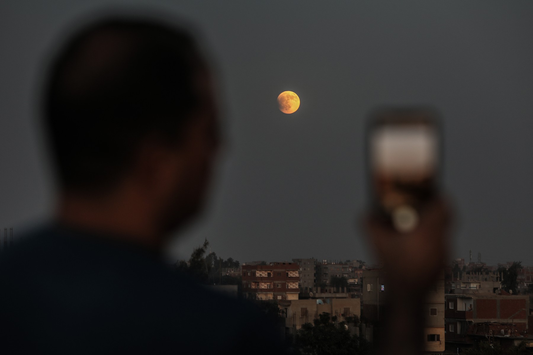 Pogled na polno luno iz Egipta