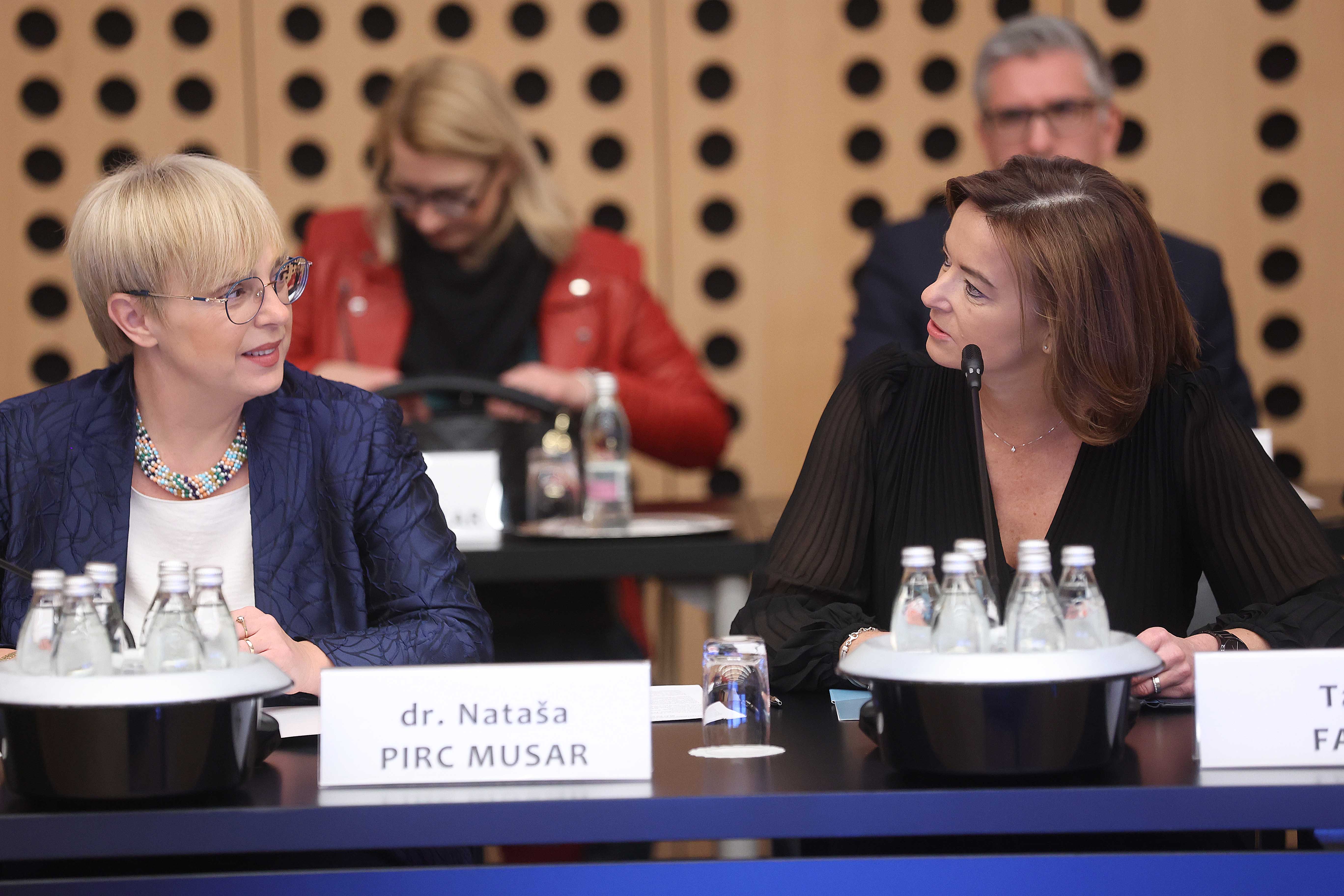 Nataša Pirc Musar, Tanja Fajon