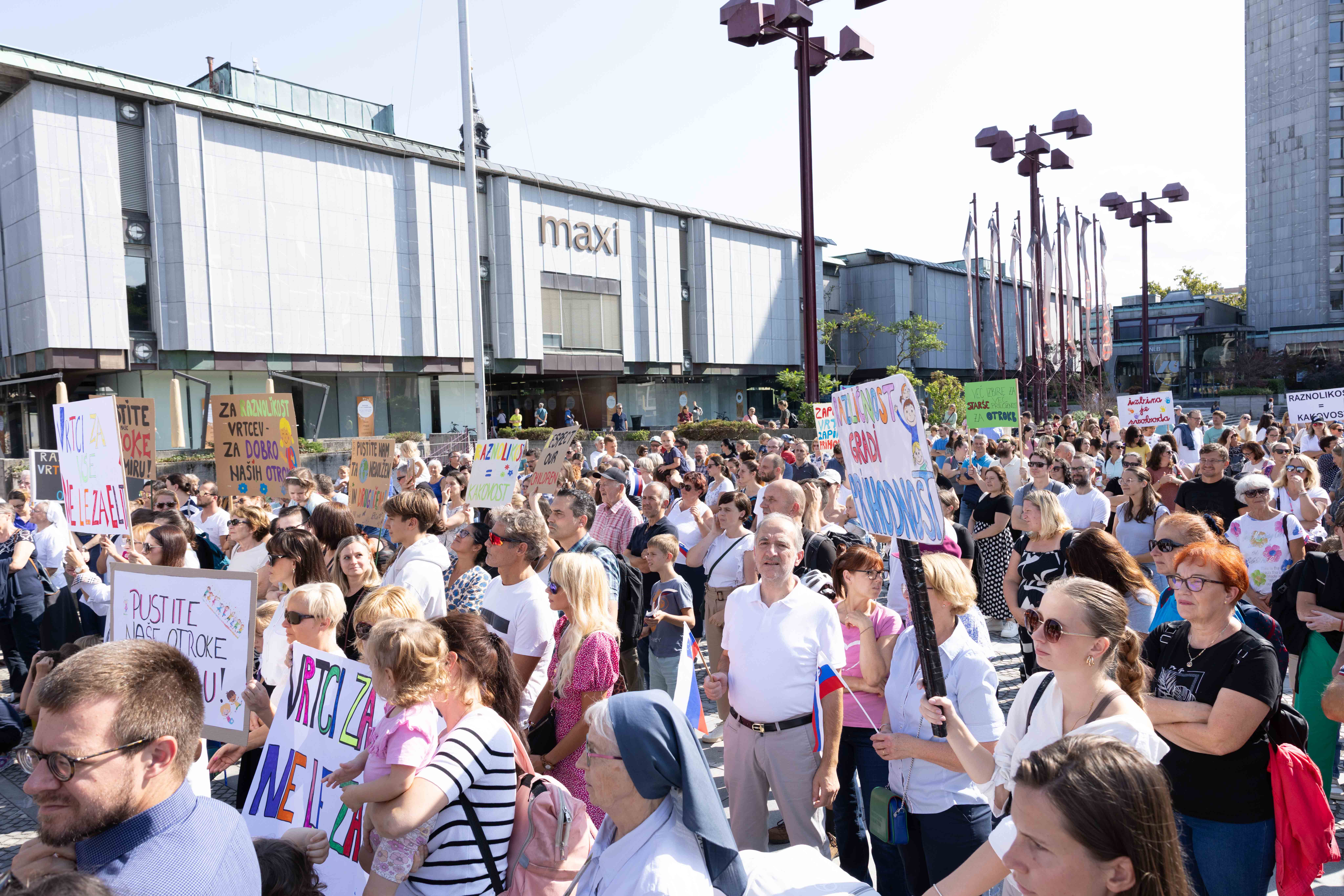 Protest pred državnim zborom