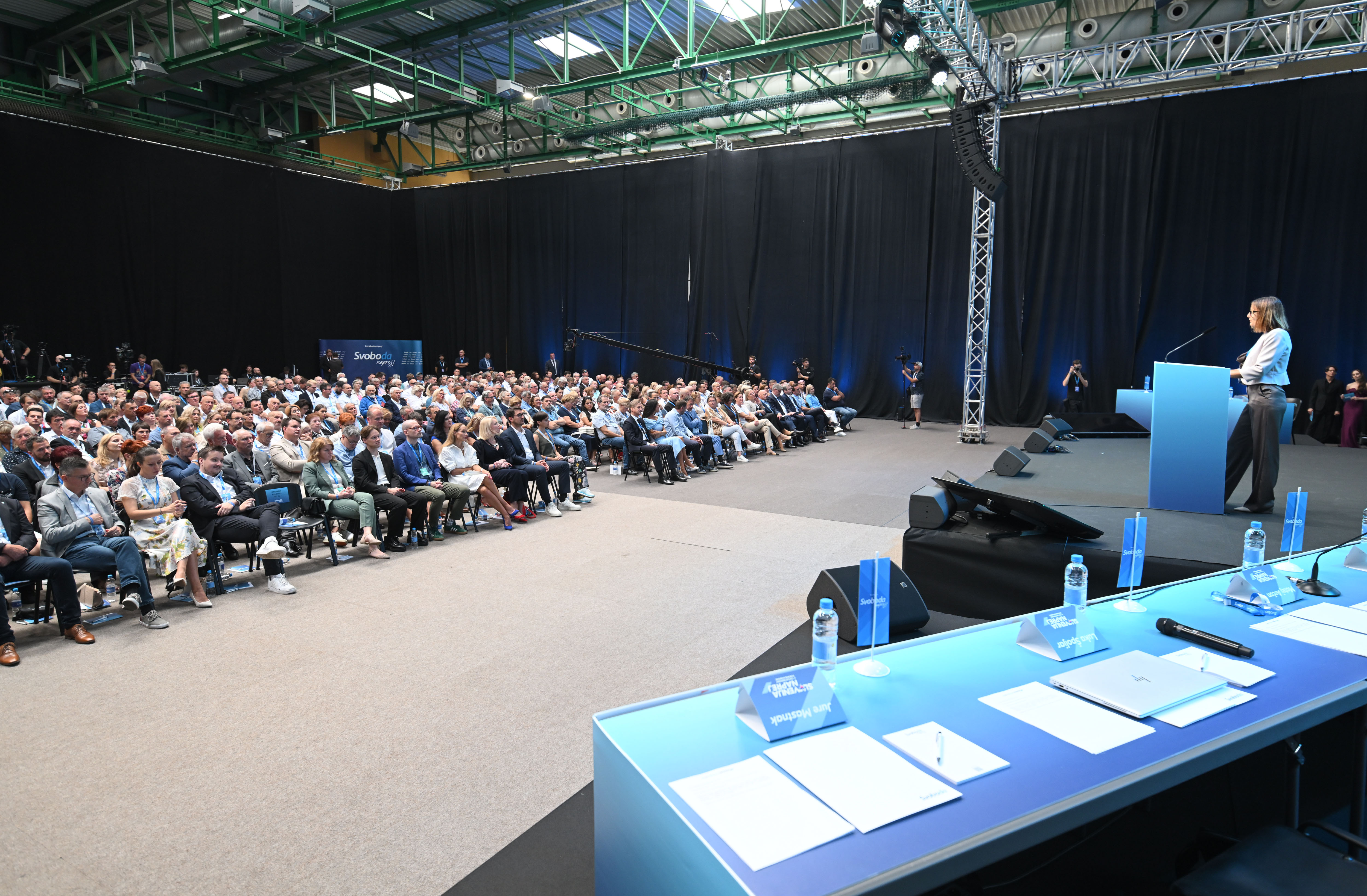 Slovenija, Koper, 20.09.2025, 20. september 2025  Kongres stranke Svoboda. politika, Robert Golob, stranka, Tina Gaber Golob ,Urška Klakočar Zupančič, Foto:Žiga Živulović jr./F.A.Bobo