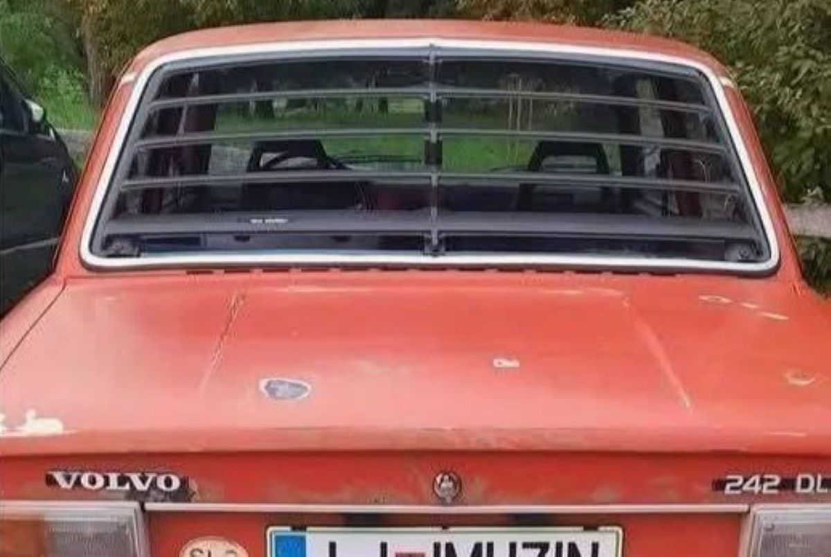 Zabavna ljubljanska registrska tablica