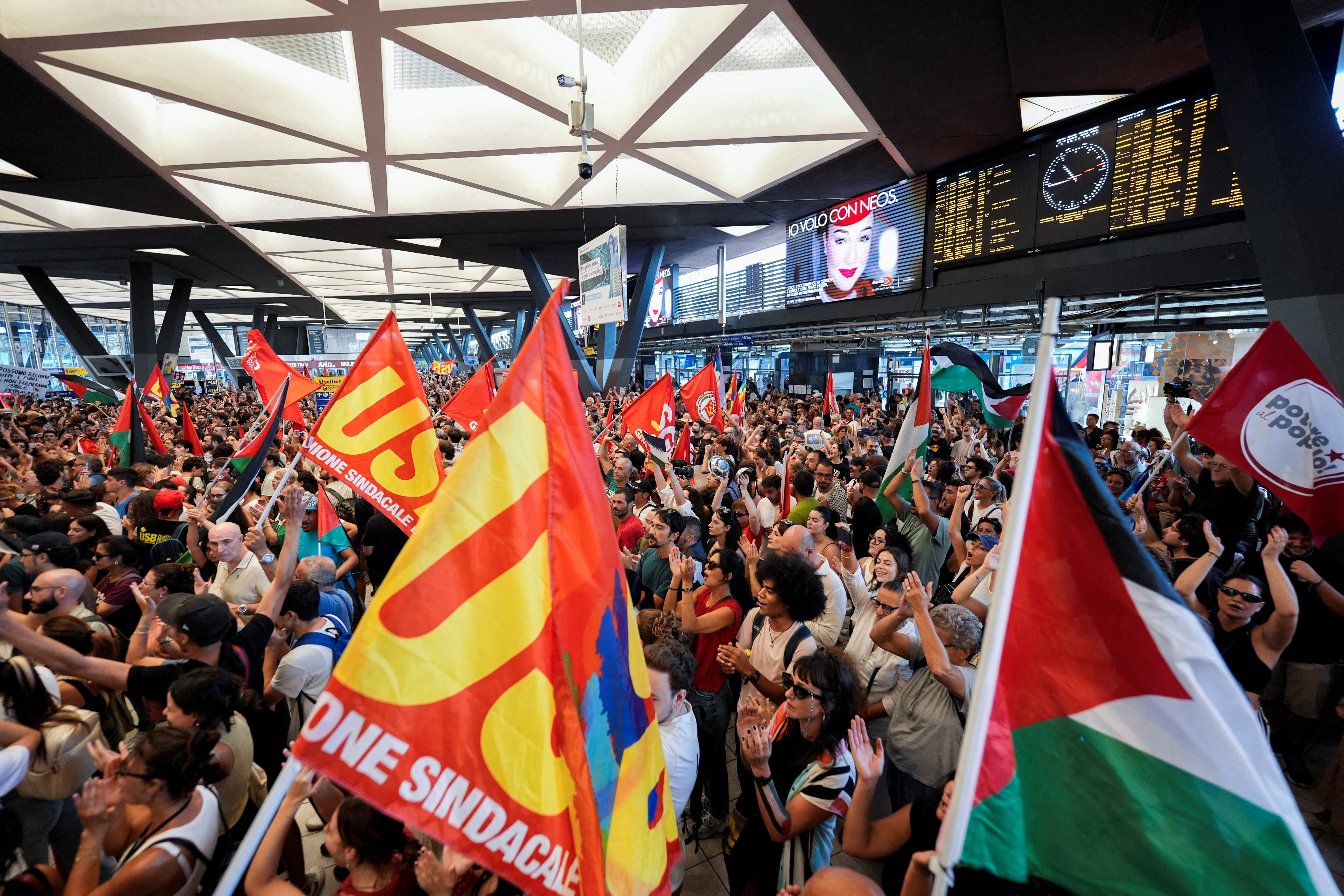 Po Italiji poteka stavka v podporo Palestincem