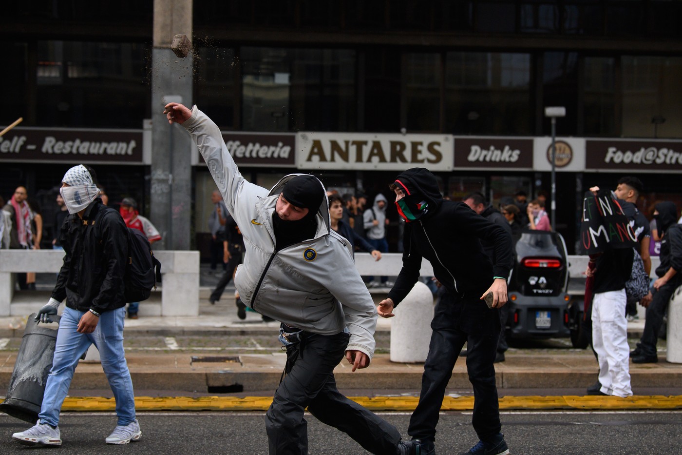 Propalestinski protesti v Milanu