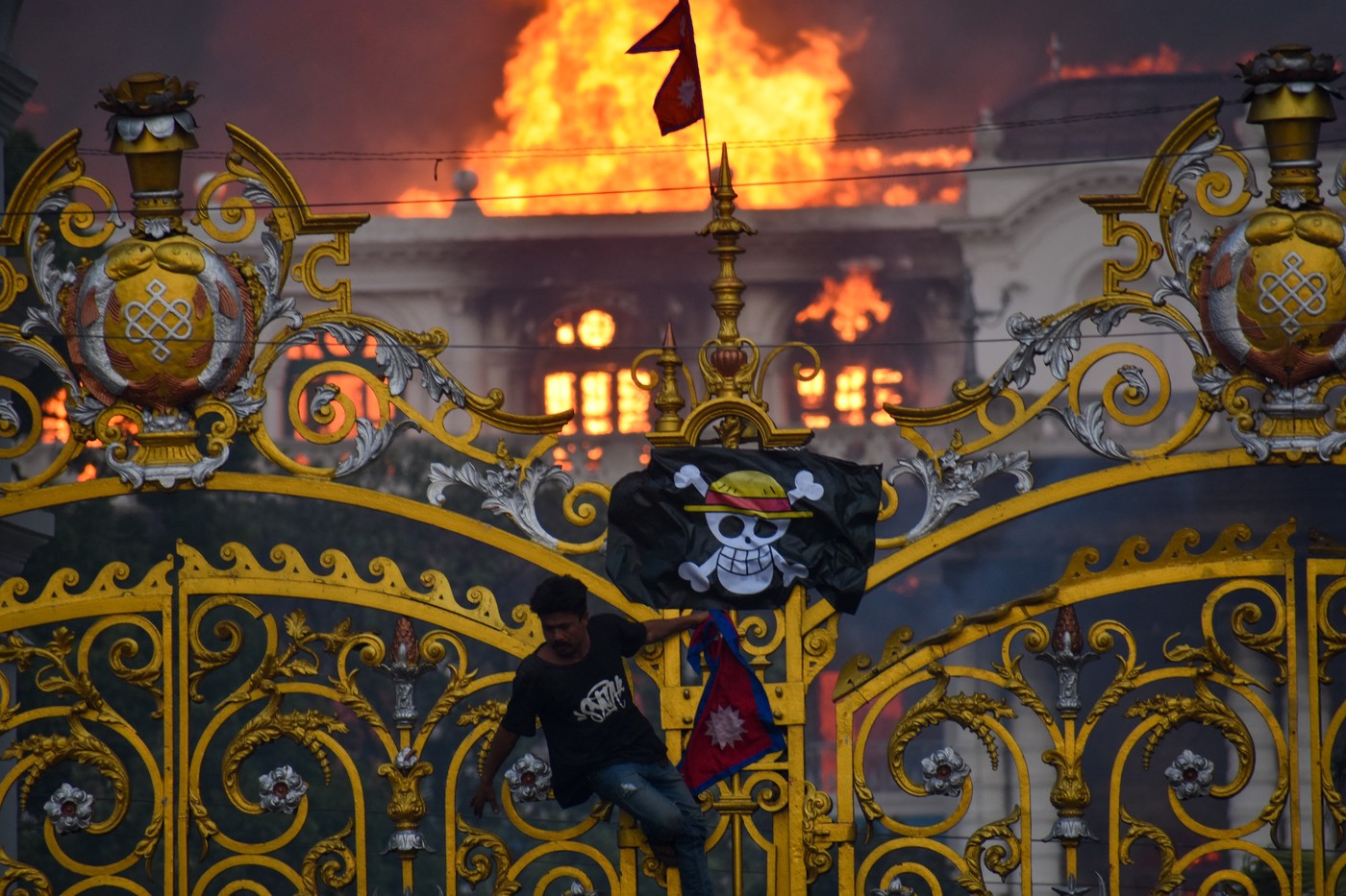 Zastava One Piece na protestih