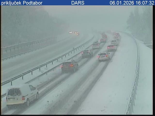 Sneg na avtocestah