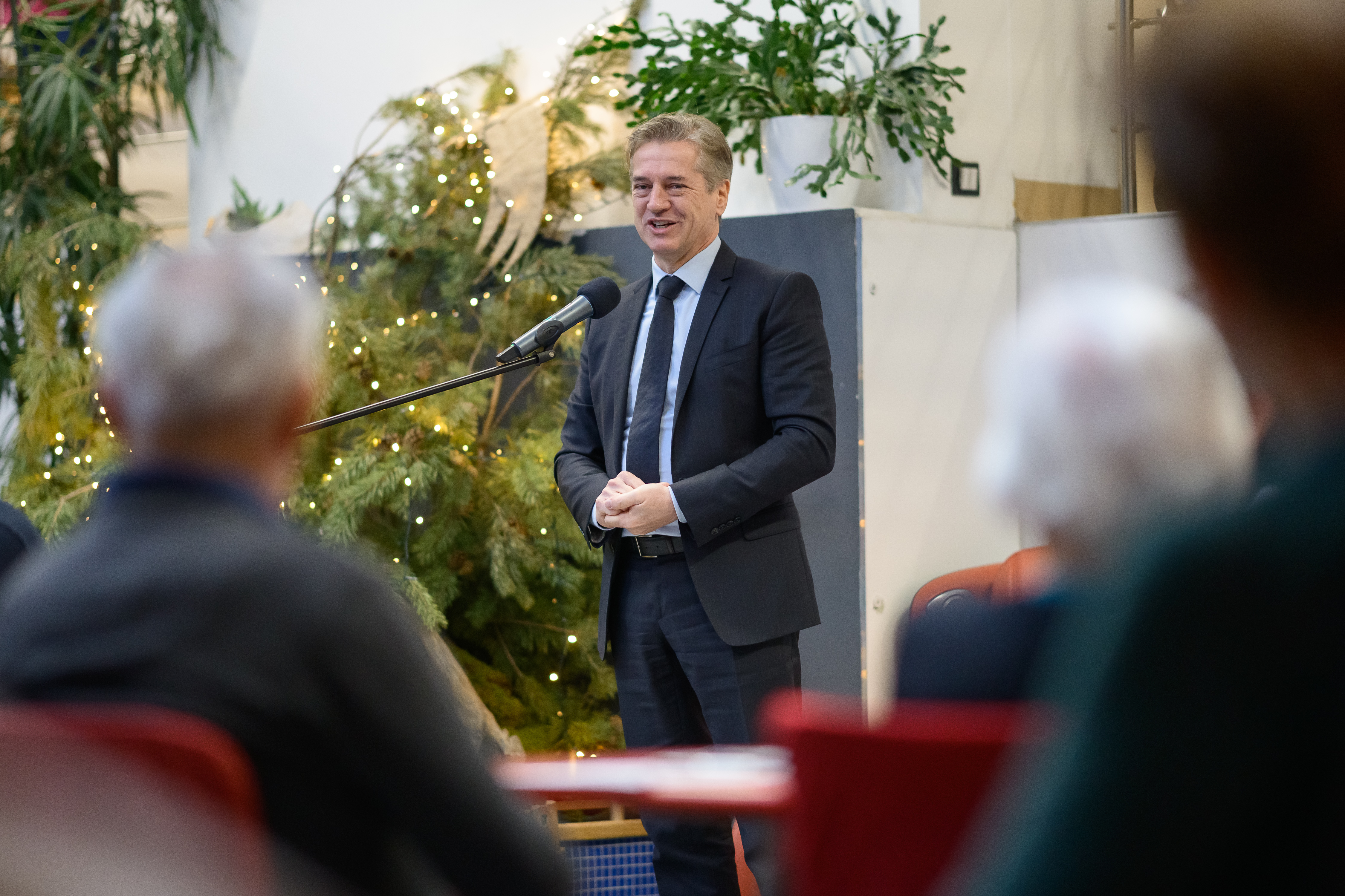 Premier Robert Golob obiskal Dom starejših občanov Ilirska Bistrica.