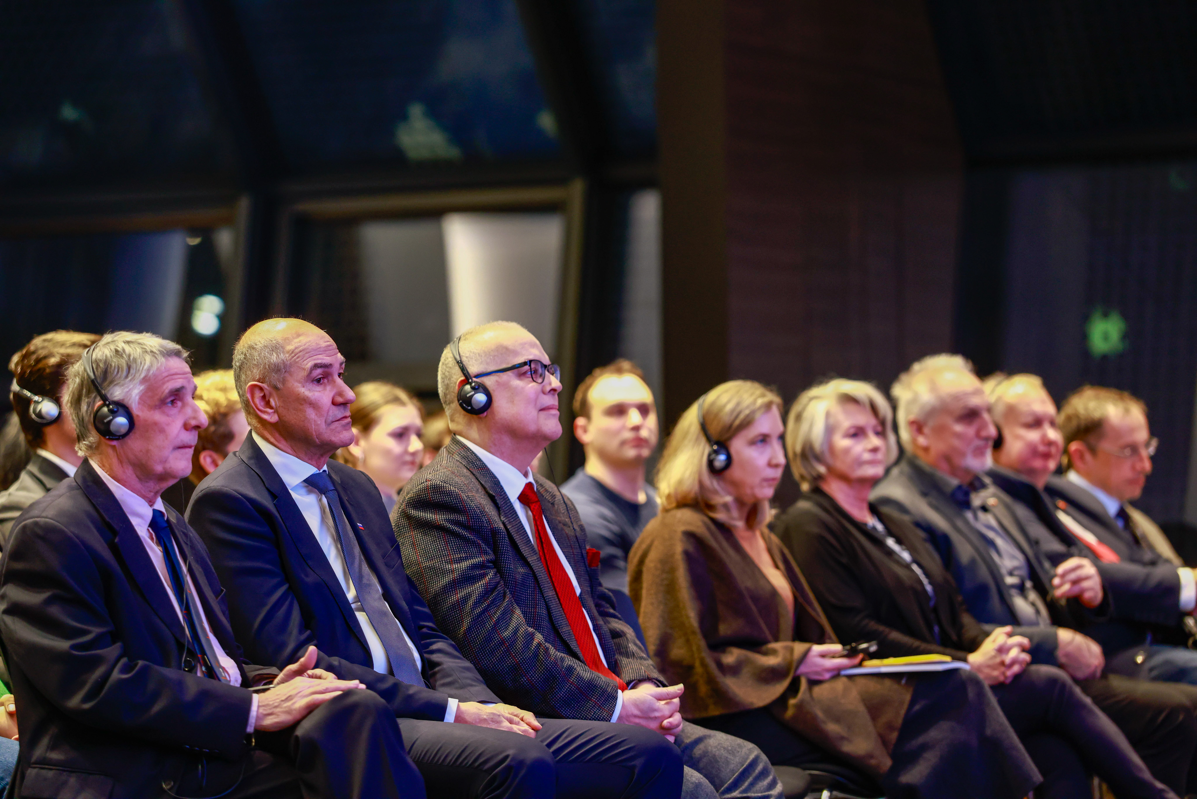 Mednarodna konferenca Demokracija in tehnologija v organizaciji Inštituta dr. Jožeta Pučnika