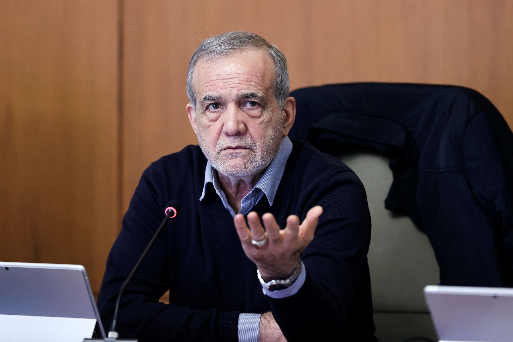 Iranian President MASOUD PEZESHKIAN and his cabinet meet in Tehran amidst mass demonstrations.