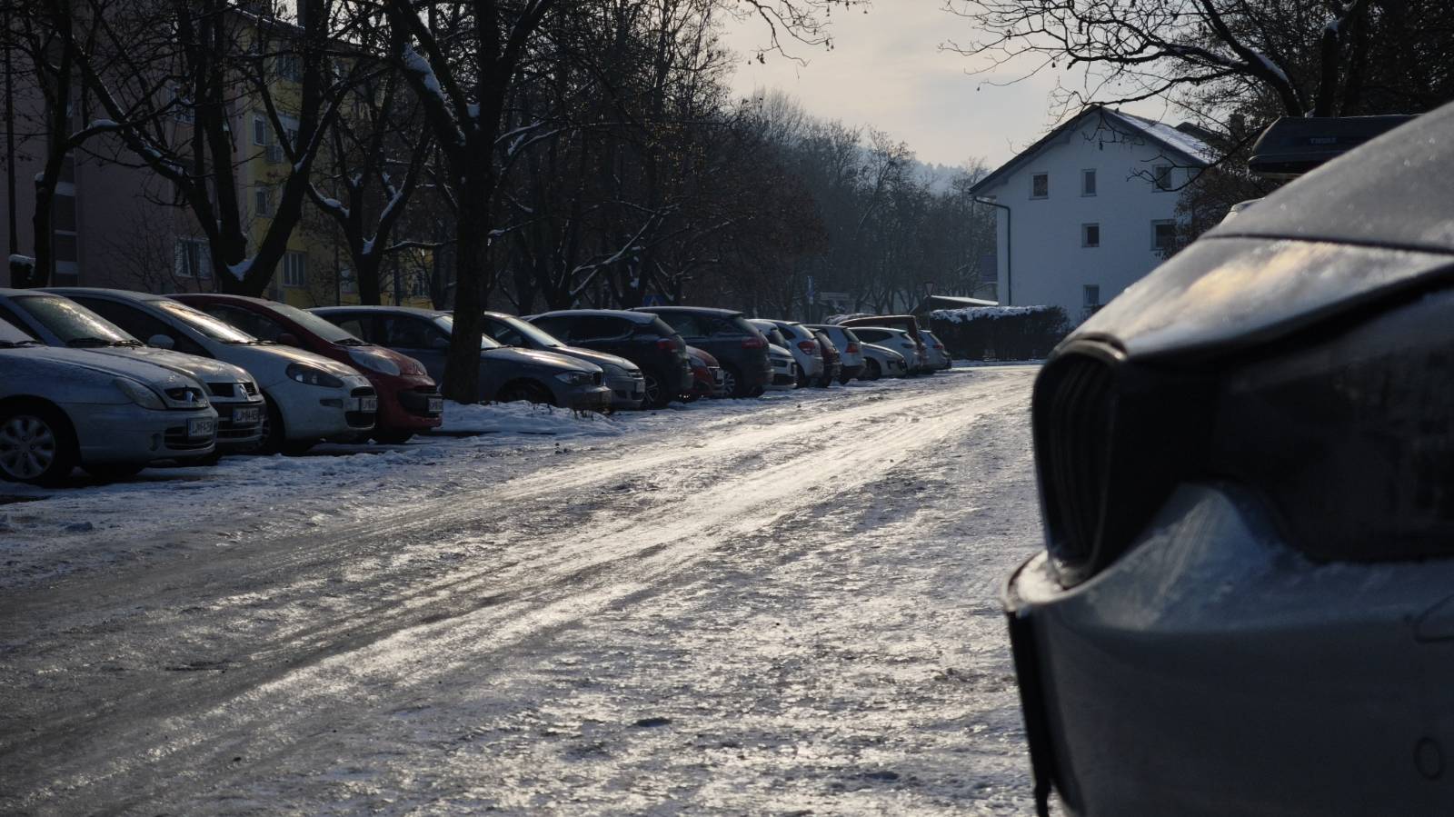 Parkirnina na parkirišču v Štepanjskem naselju