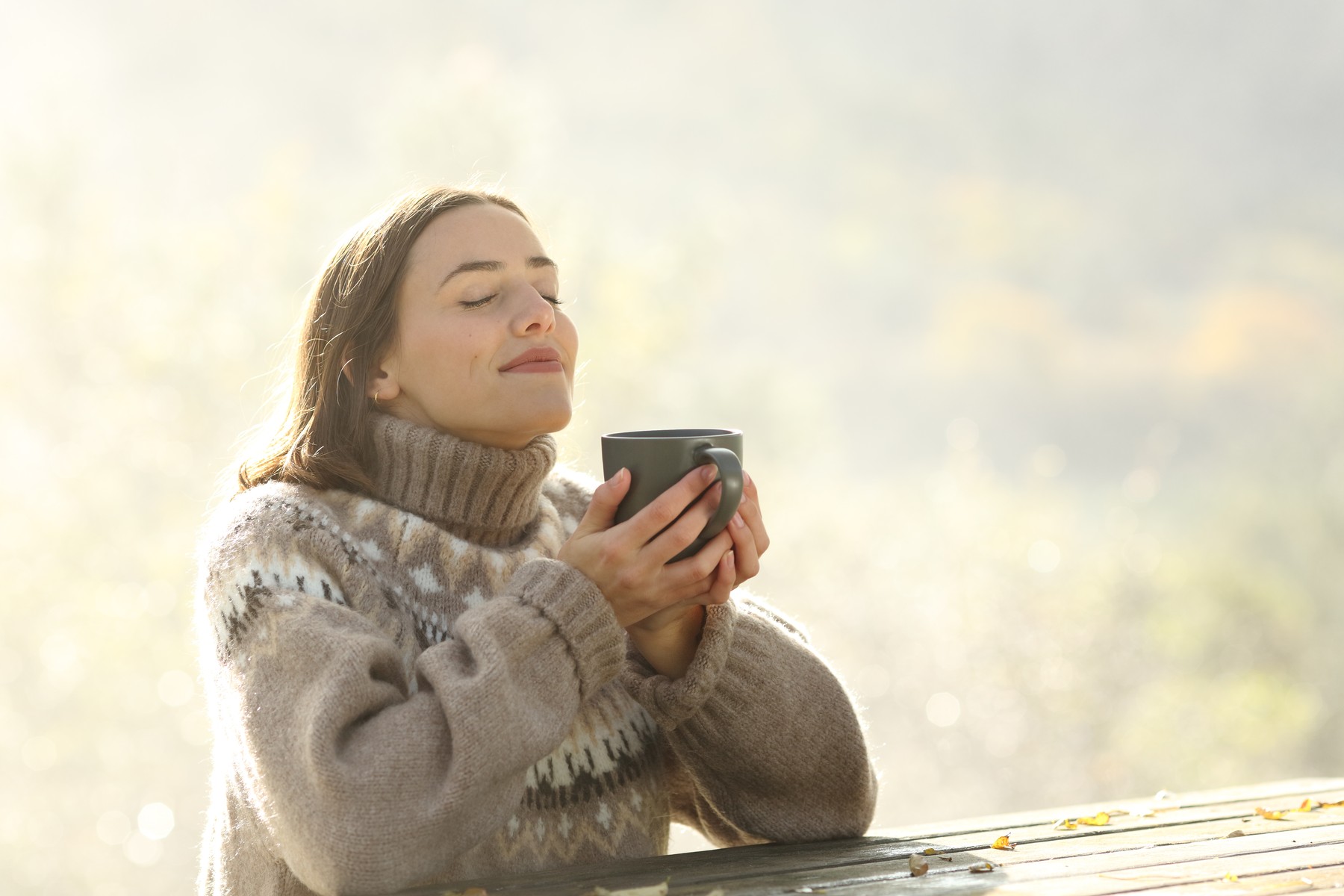 zadovoljna ženska, ki ji je vidno odleglo