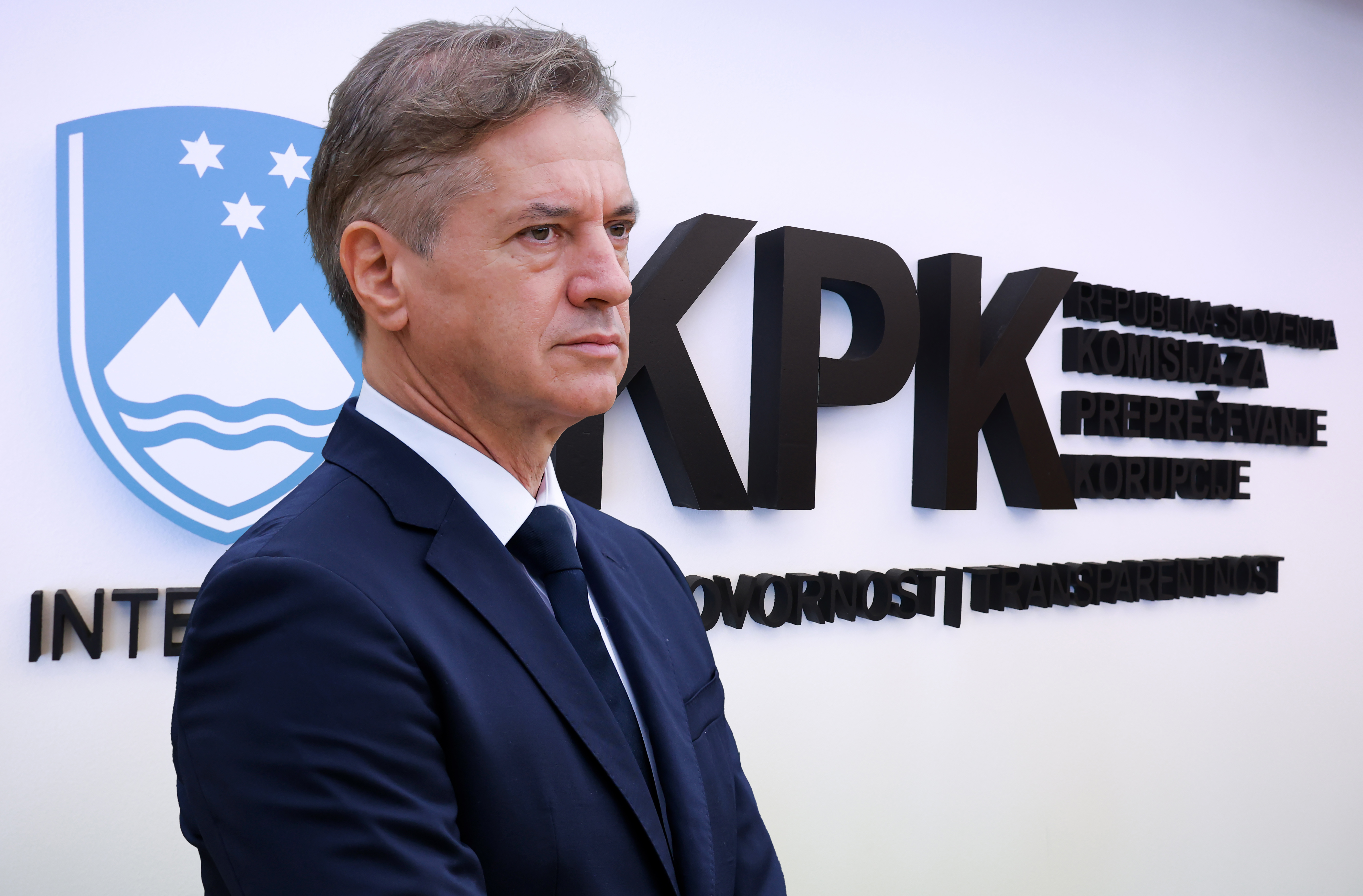 Robert Golob, KPK, Ilustracija