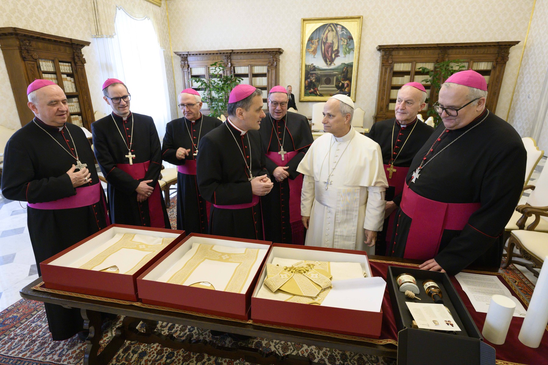 Slovenski škofje na obisku pri papežu Leonu XIV.