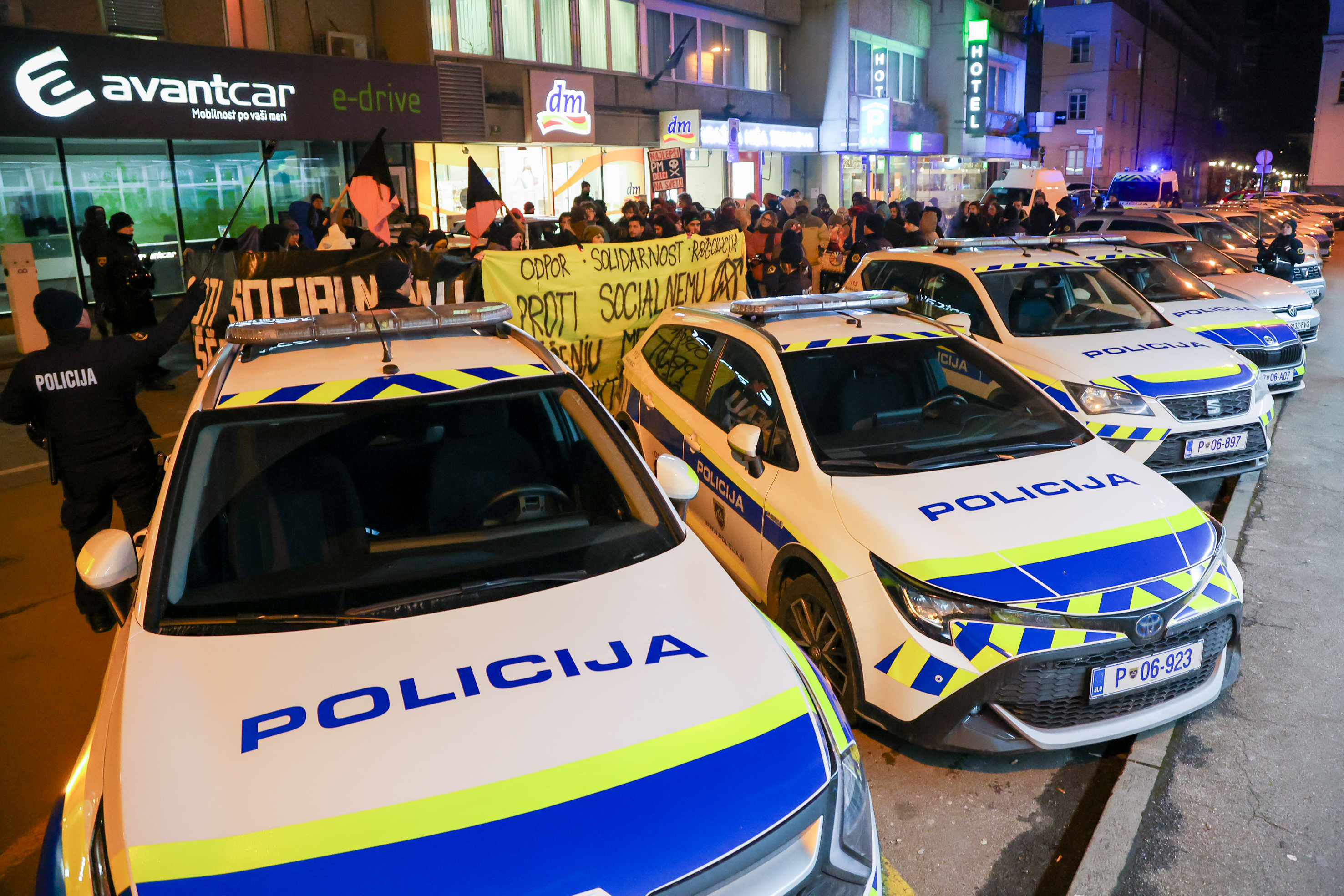 Protest Skupščine tovarne Rog