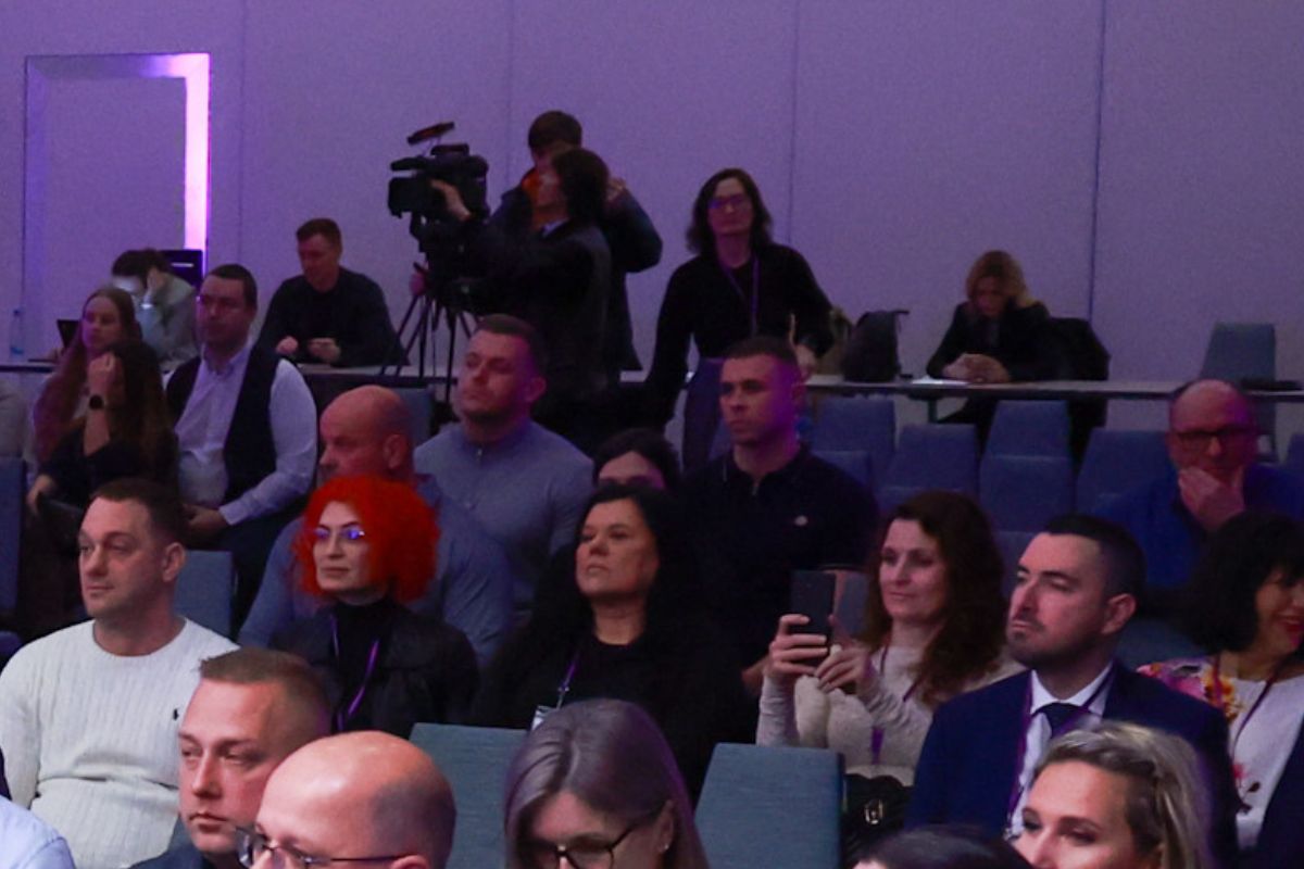 Haris, Elvis, Aksalić, brata