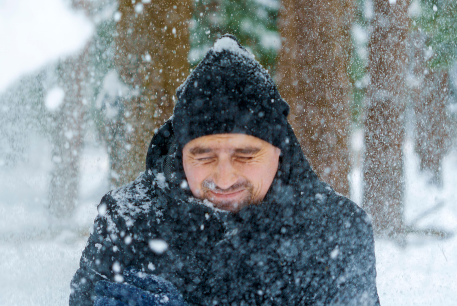 Zimska oblačila v snegu