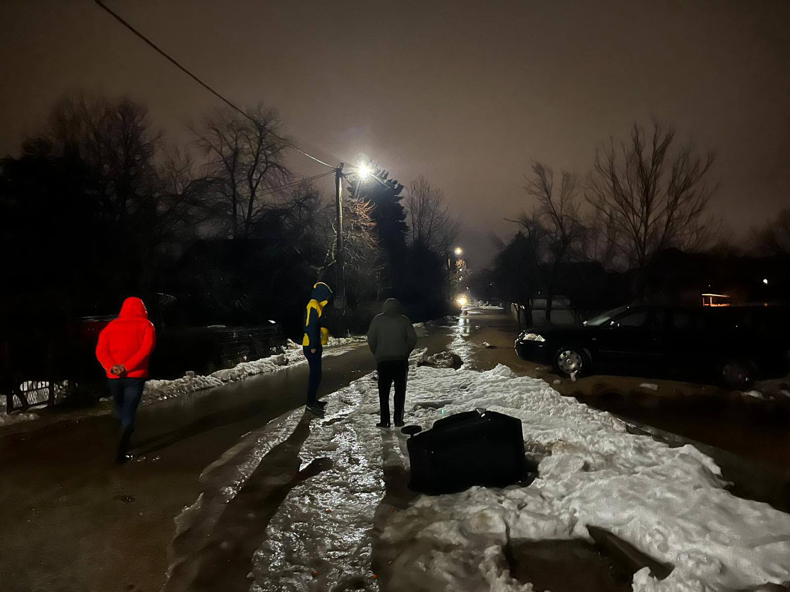 Obilno deževje v Bosni in Hercegovini je v nedeljo zvečer po poročanju lokalnih medijev povzročilo velike težaveObilno deževje v Bosni in Hercegovini je v nedeljo zvečer povzročilo velike težave po državi