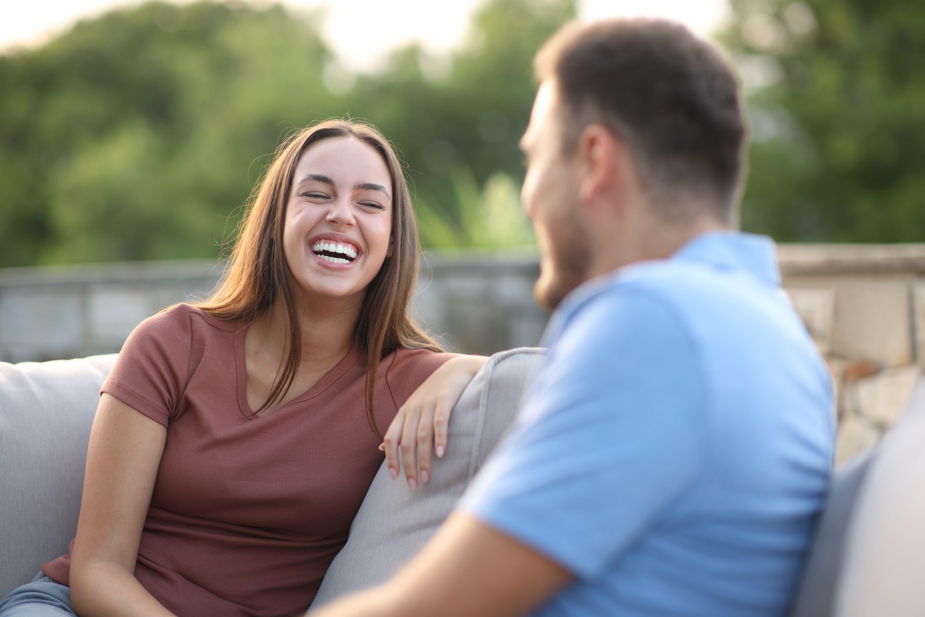 Smeh, pogovor, klepet