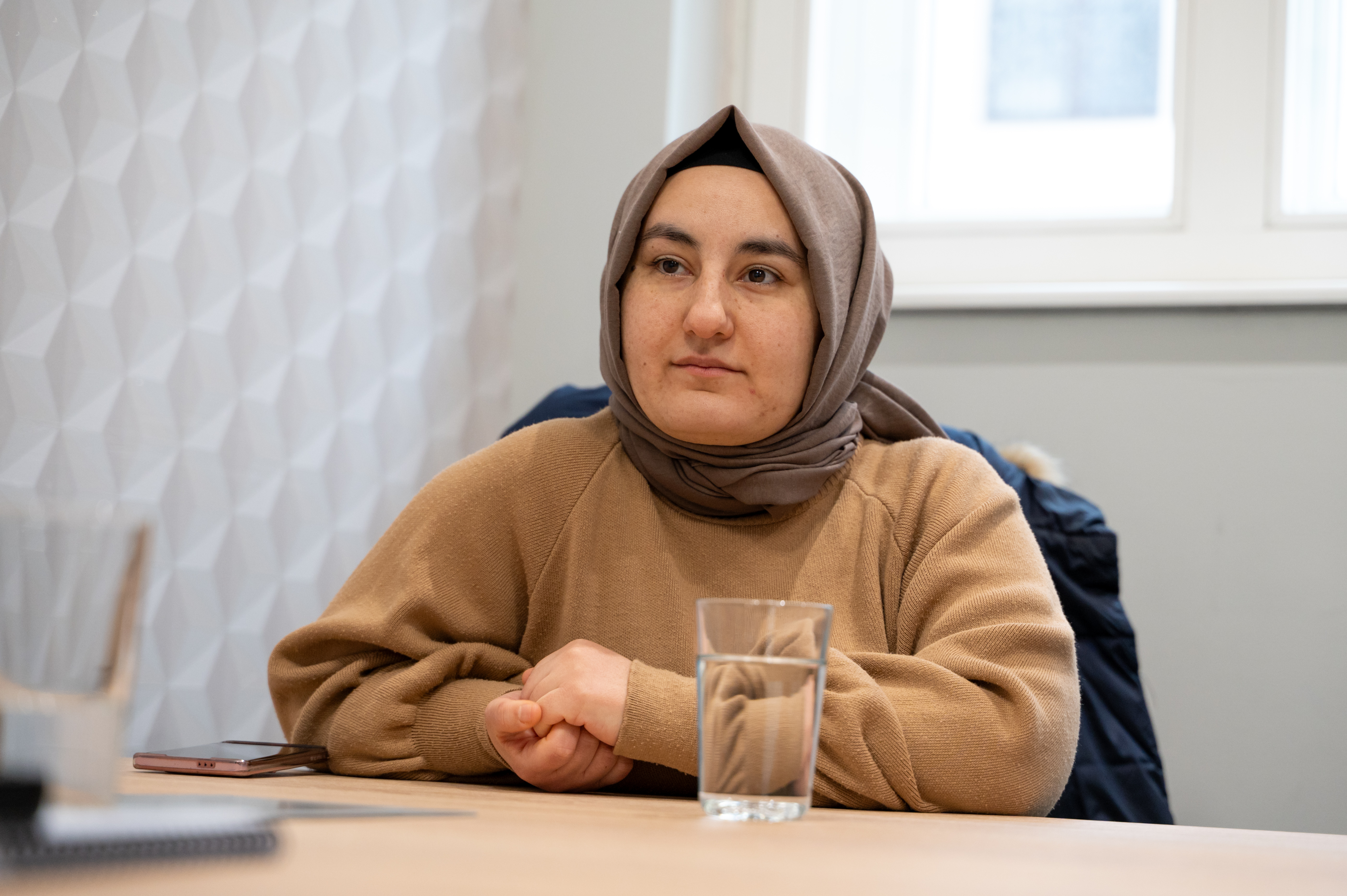 Seda, muslimanka, naglavna ruta