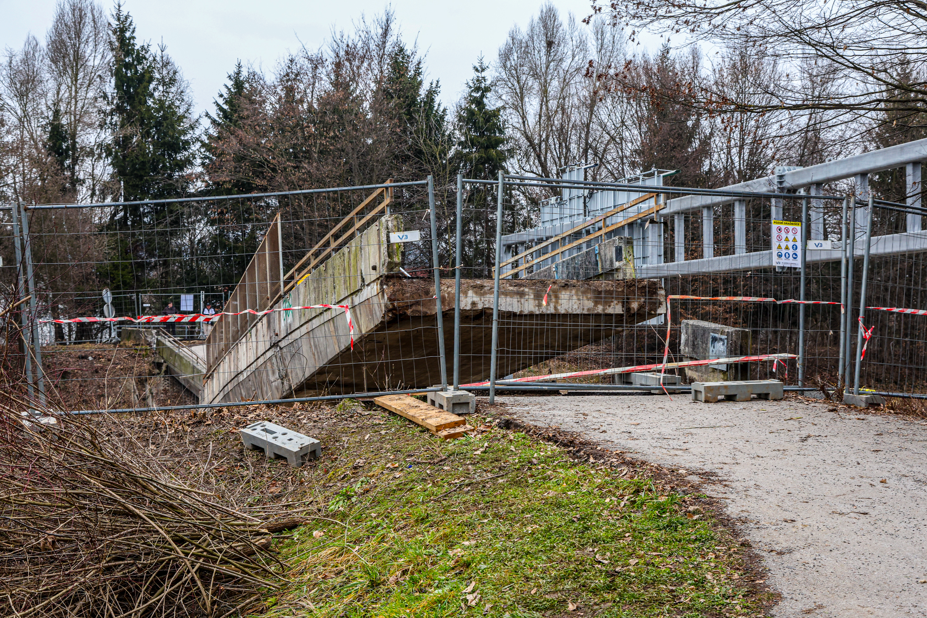Rušenje nadhodov na severni ljubljanski obvoznici