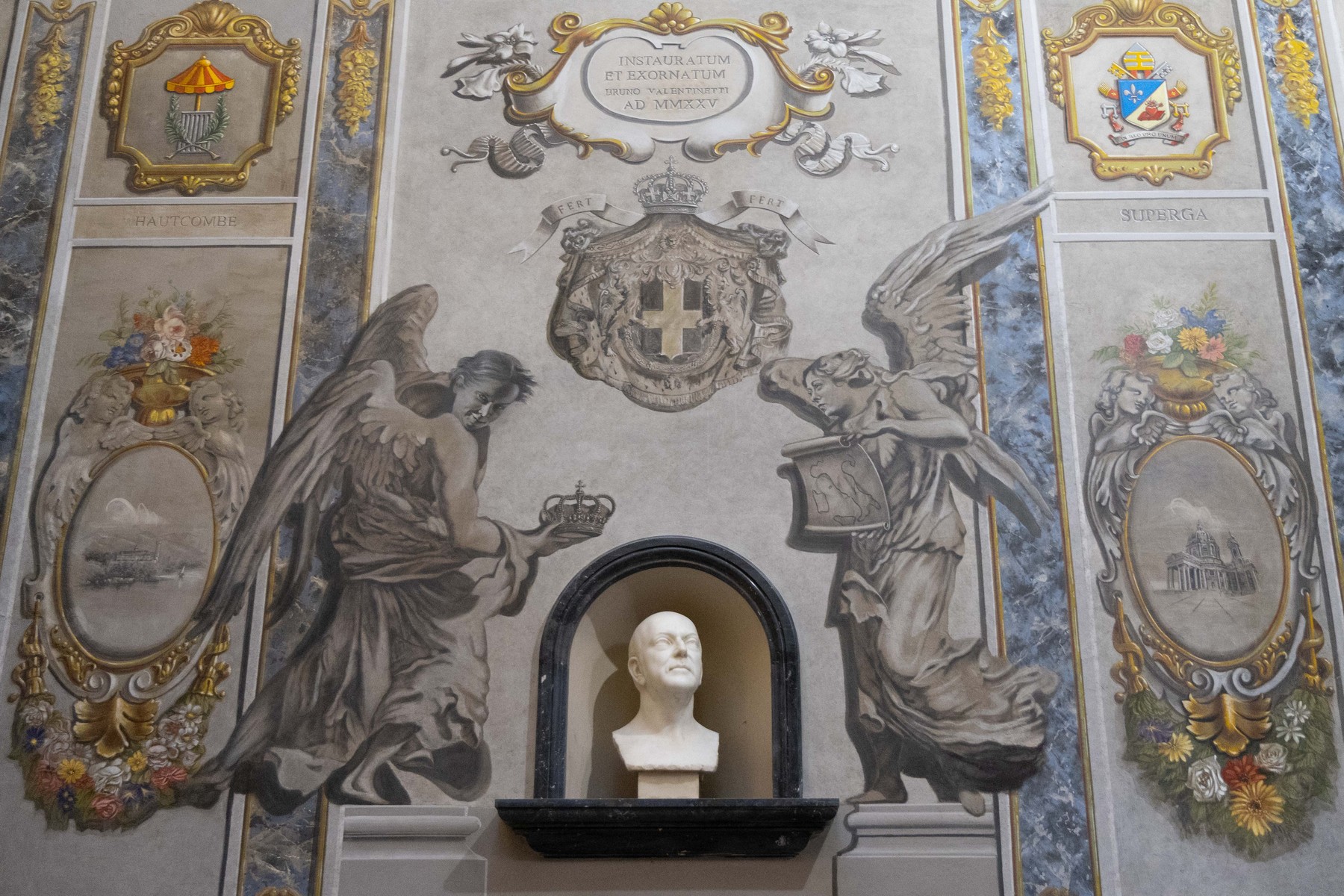 Obnovljena freska v Rimu je vzbudila pozornost zaradi angela, ki spominja na Giorgio Meloni