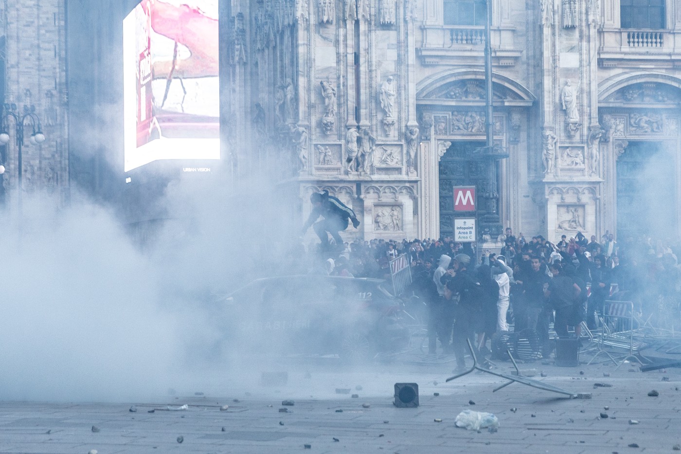 Milano, Italia: IPA89845649 - Milan, October 17, 2026, Piazza Duomo:
