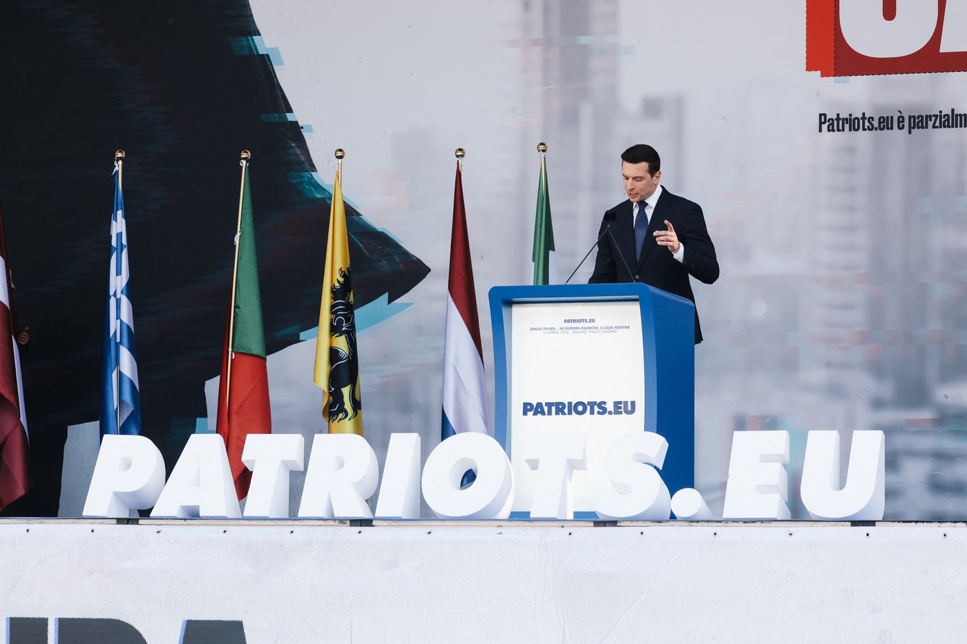 Jordan Bardella govori na dogodkou Domoljubov za Evropo