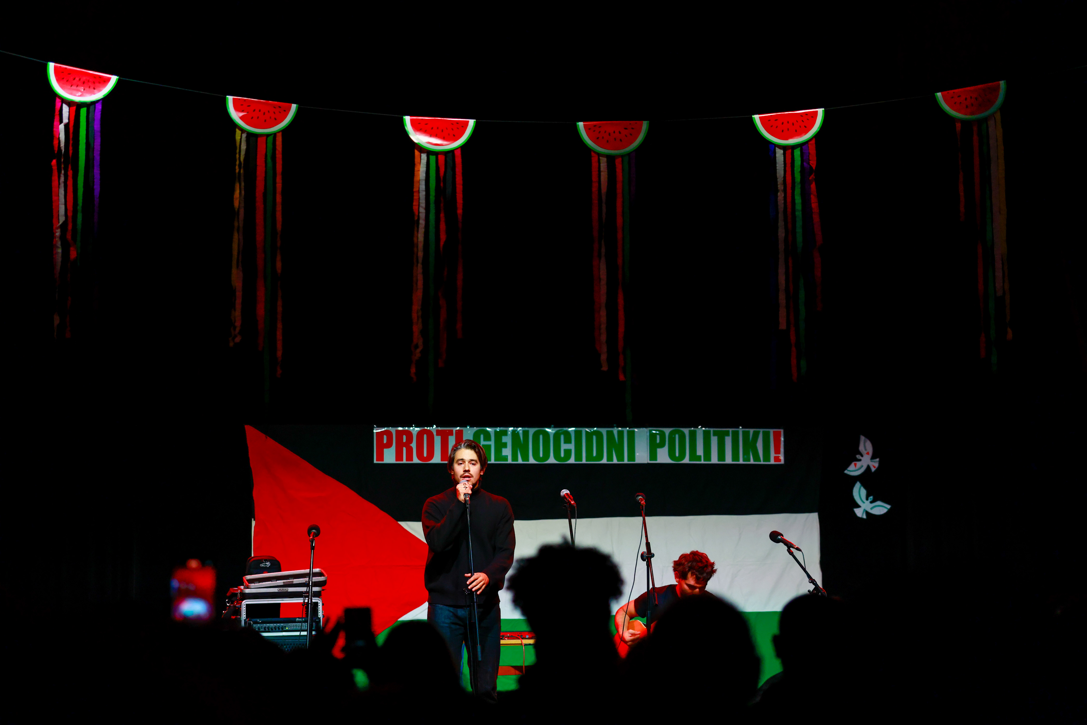 Koncert proti genocidni politiki