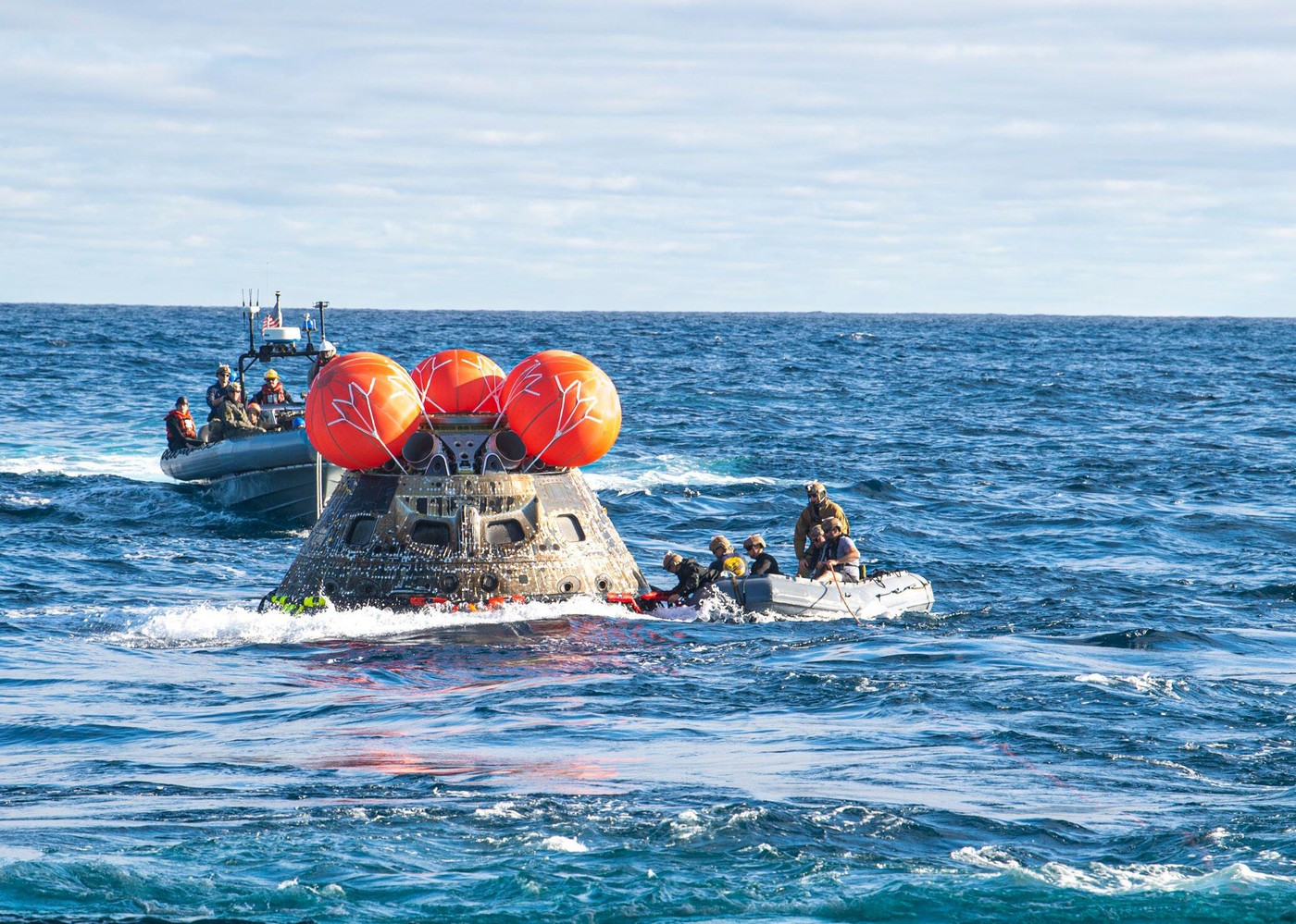 Pristanek kapsule Orion misija Artemis I