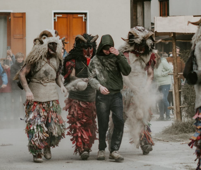 Drežniški pustni liki