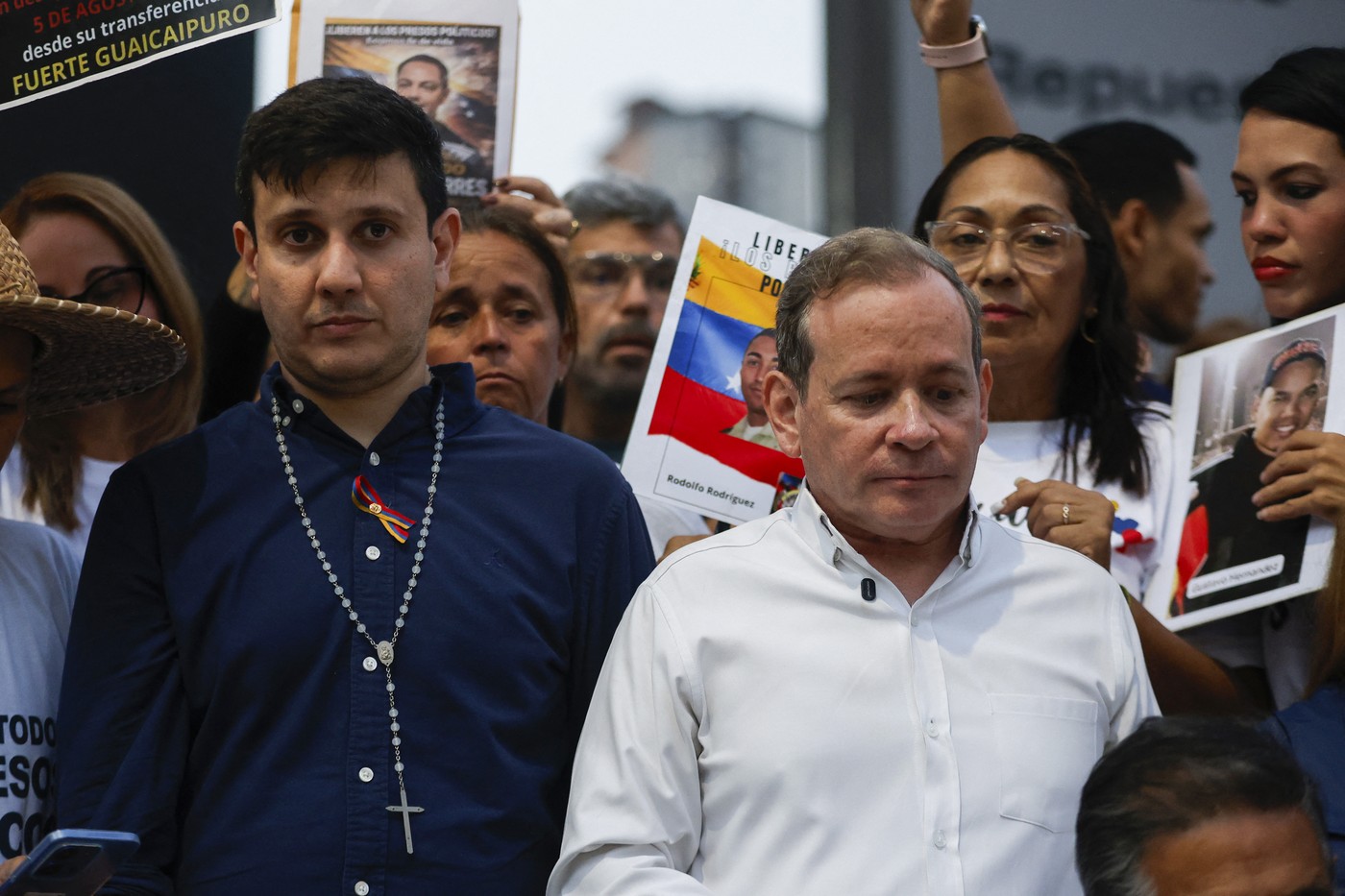 Juan Pablo Guanipa ob izpustitvi iz zapora