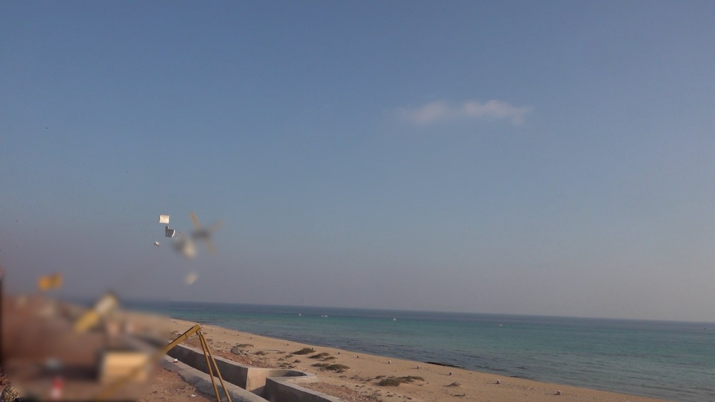 Vojaška vaja Iranske revolucionarne garde v Hormuški ožini 16. 2. 20225